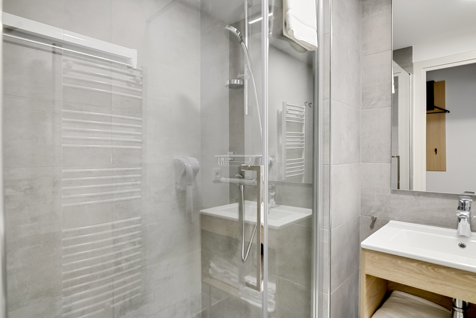 new-apartment-for-2-people