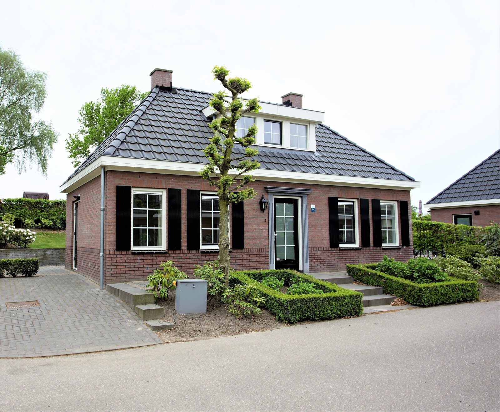 De Notariswoning is een vakantievilla voorzien van 2 badkamers, gebouwd in een authentieke stijl.