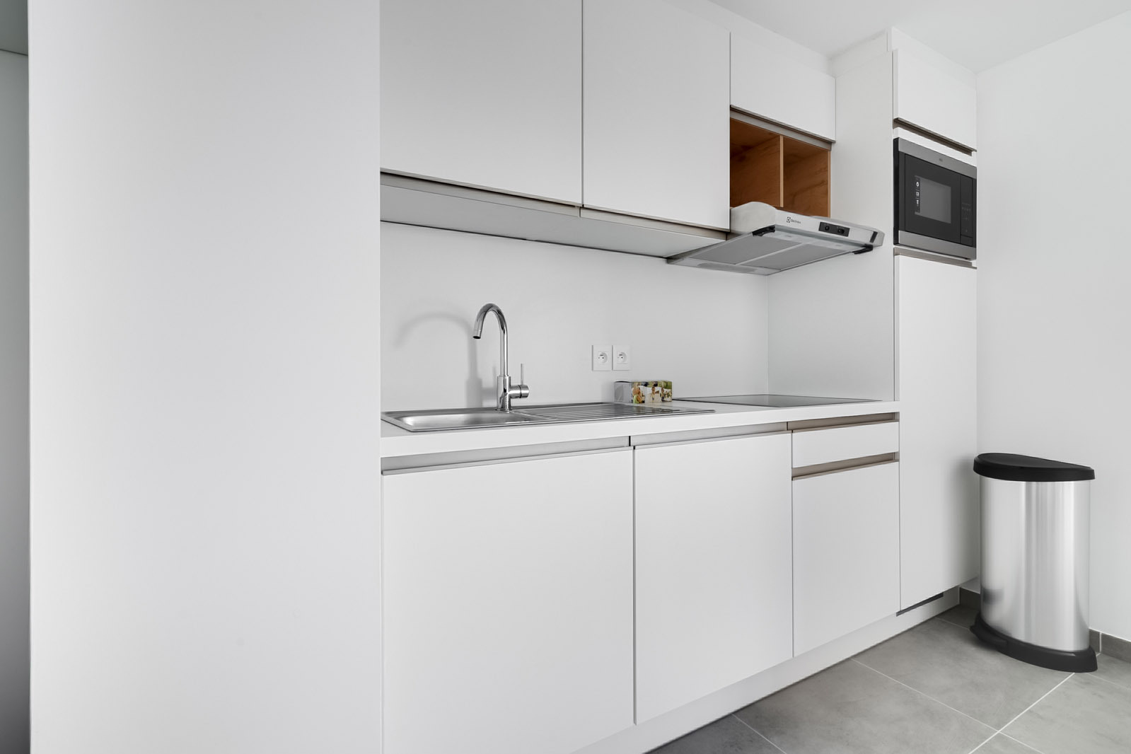 new-premium-suite-for-6-people-with-3-bedrooms