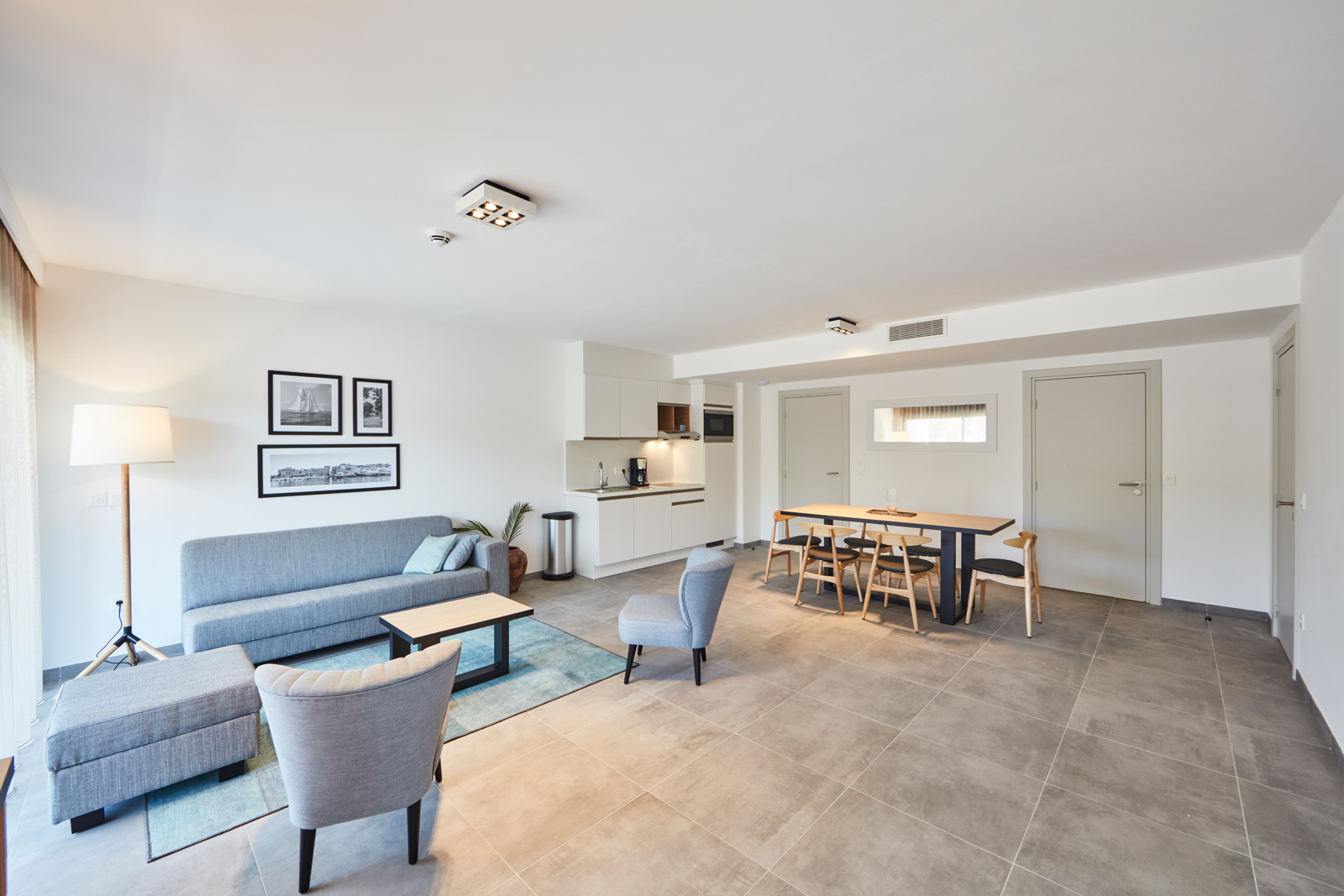 New deluxe suite for 6 people with 2 bedrooms