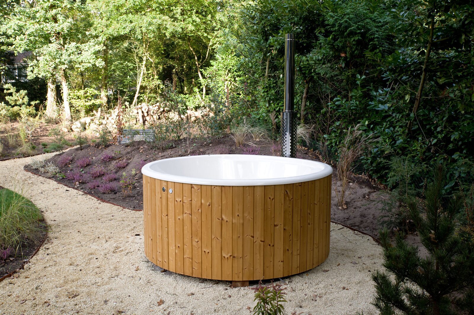 Nutzung von Sauna und Badewanne im Wald-Bungalow Wellness