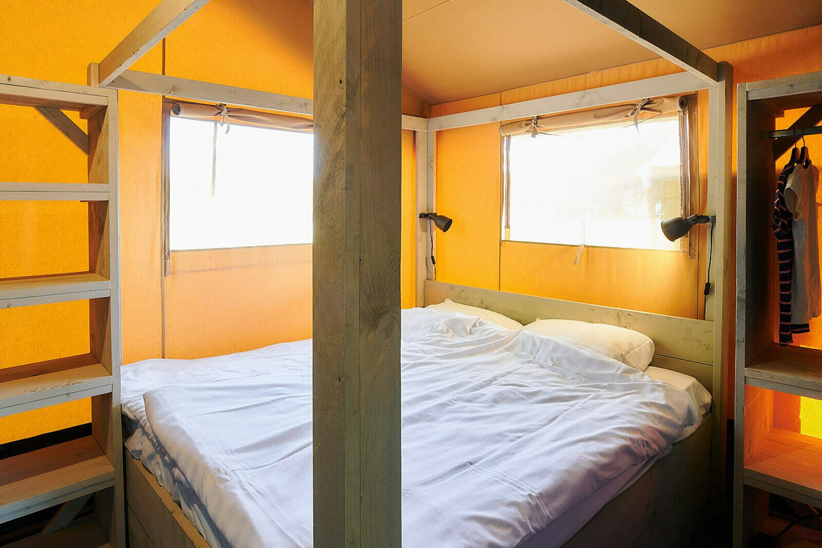 Camping Betuwestrand | Luxe con sanitari XL | 4-6 Pers.