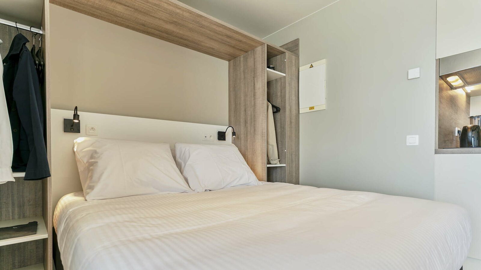 Essential Suite - 2 P | Doppelbett | Balkon - Stadtblick