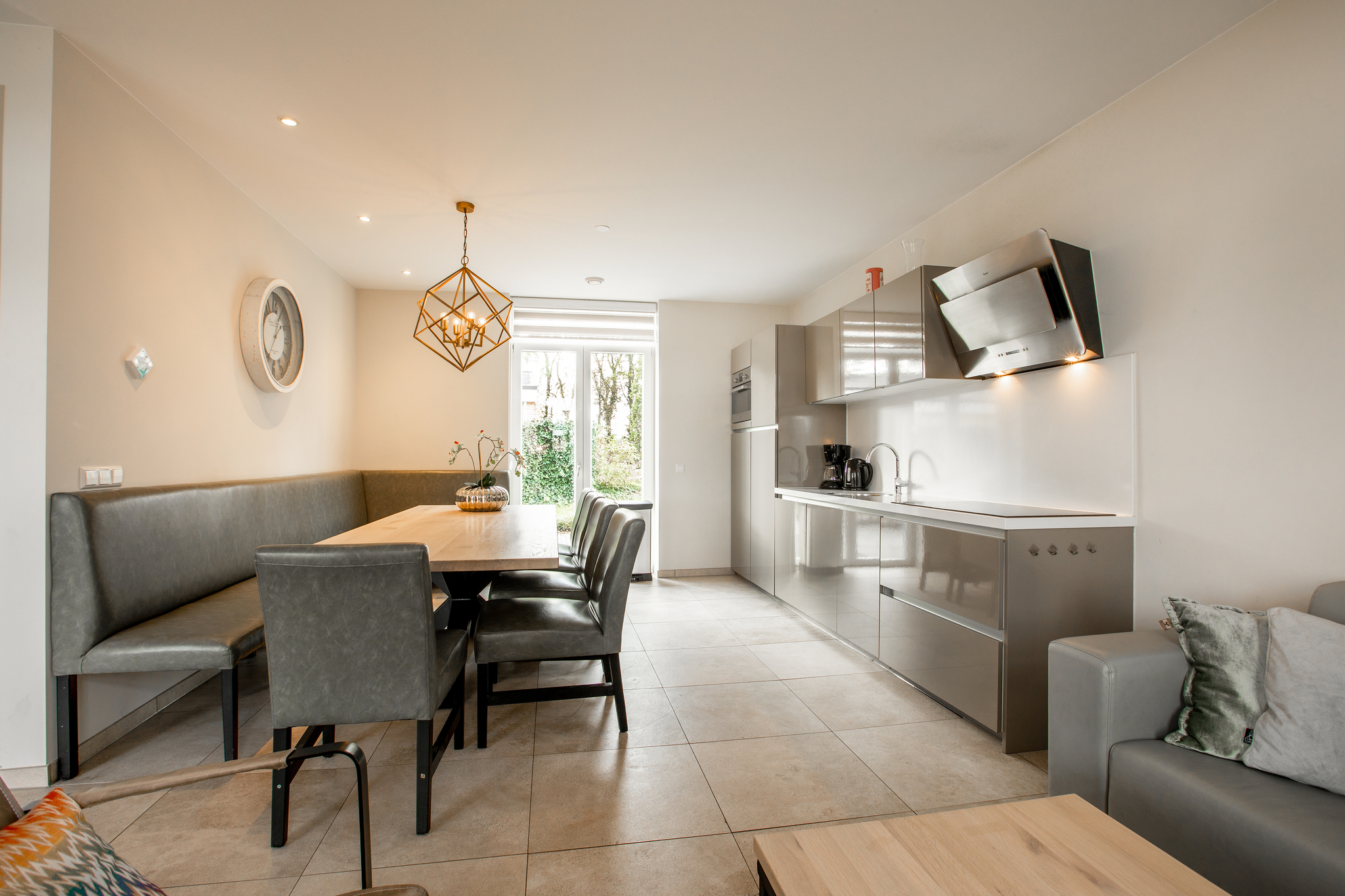 Group accommodation 12+3 - Bemelen