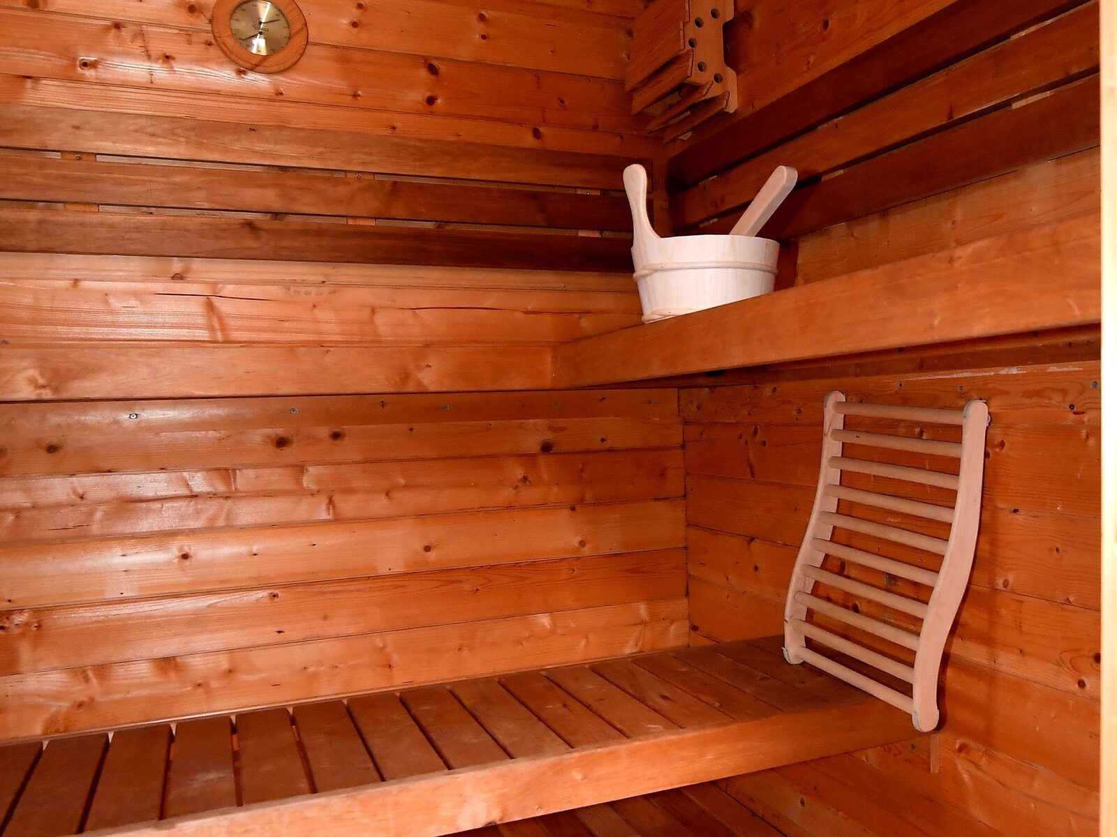Landhuis Wielen XXL wellness vakantiehuis met sauna en buiten bubbelbad