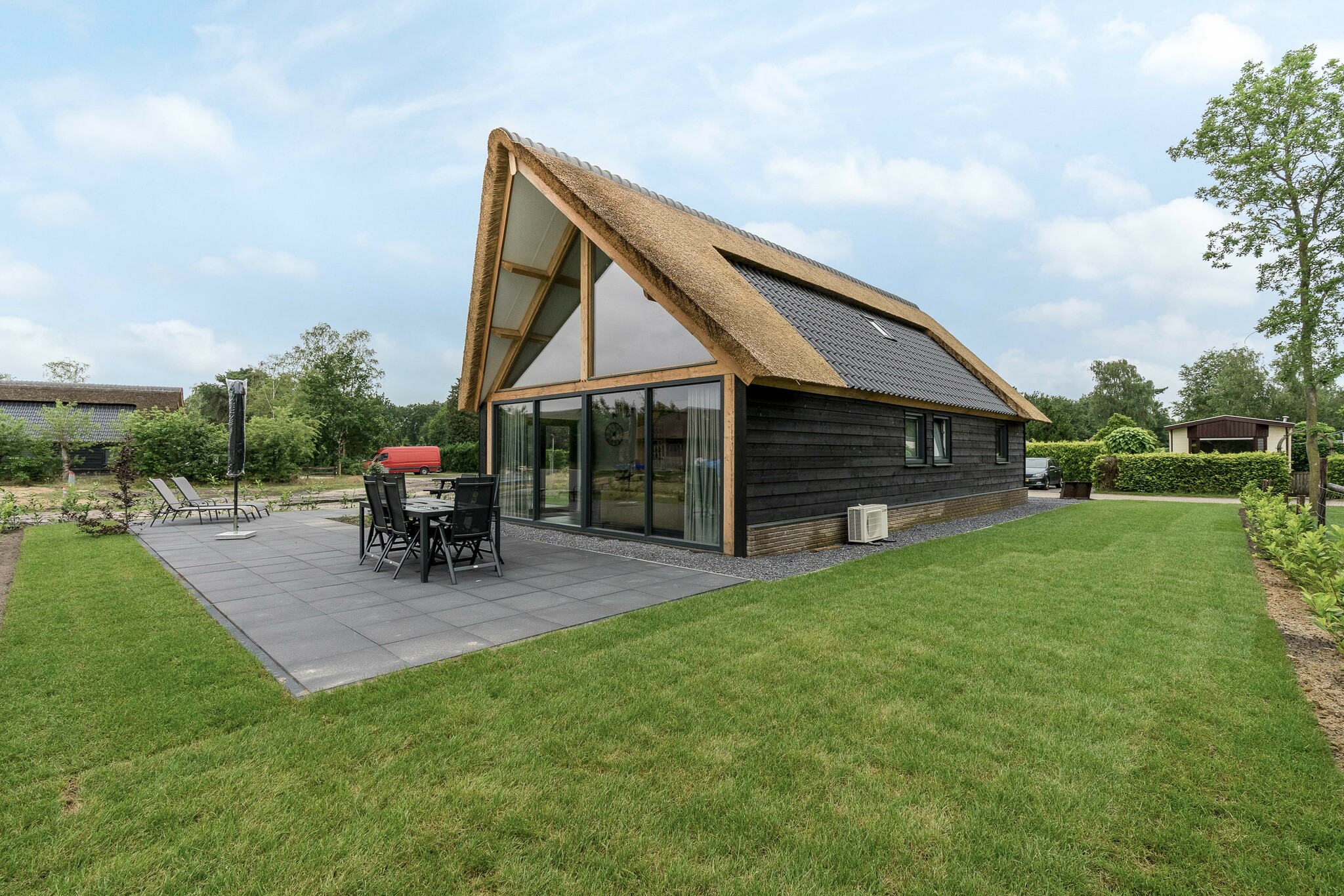 farm-lodge-676