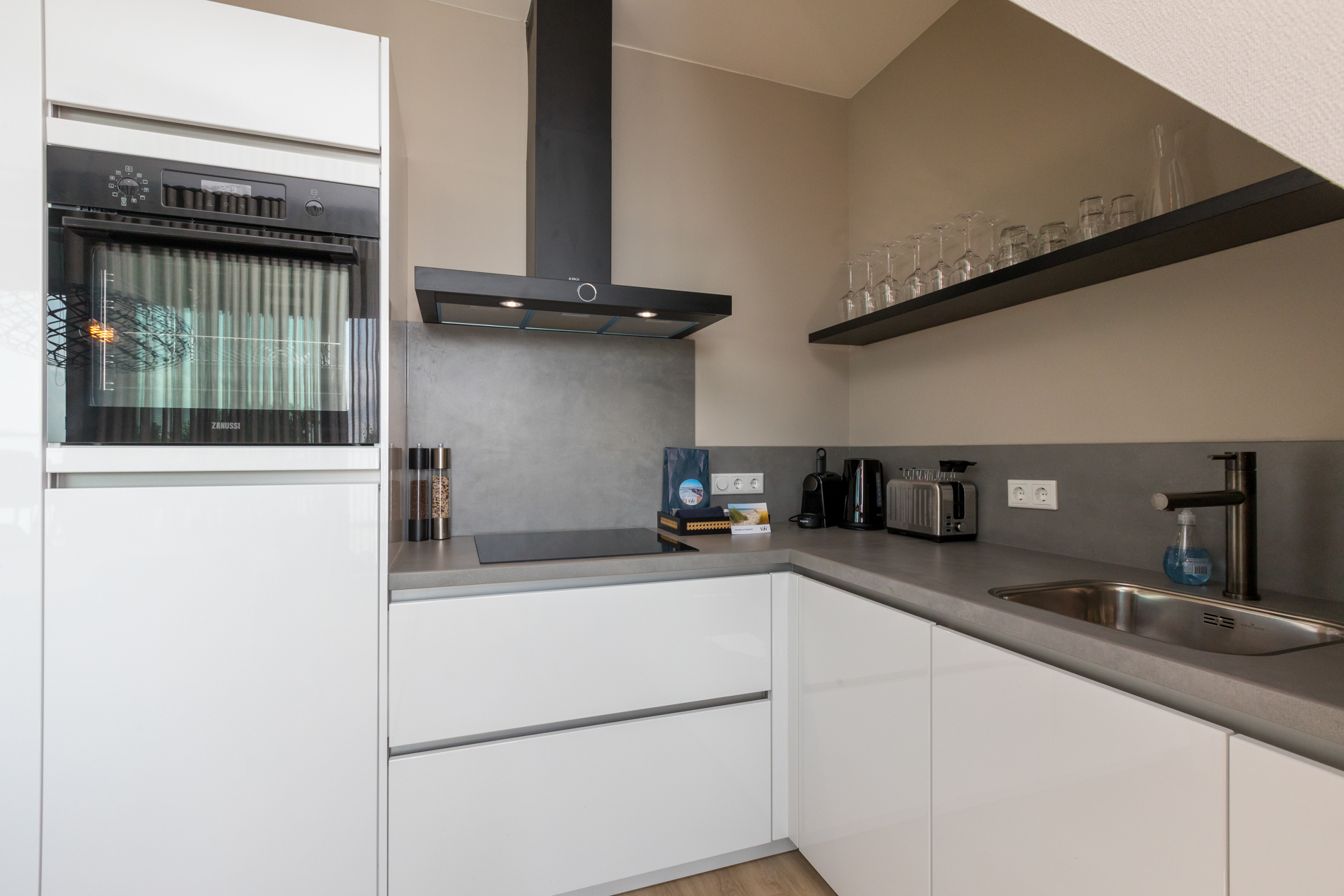 luxe-apartment-ooststraat-8b-domburg
