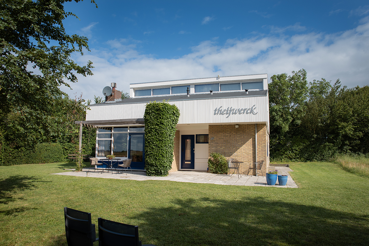 Alleinstehendes, stilvoll eingerichtetes Ferienhaus mit herrlichem Blick über ein Naturschutzgebiet