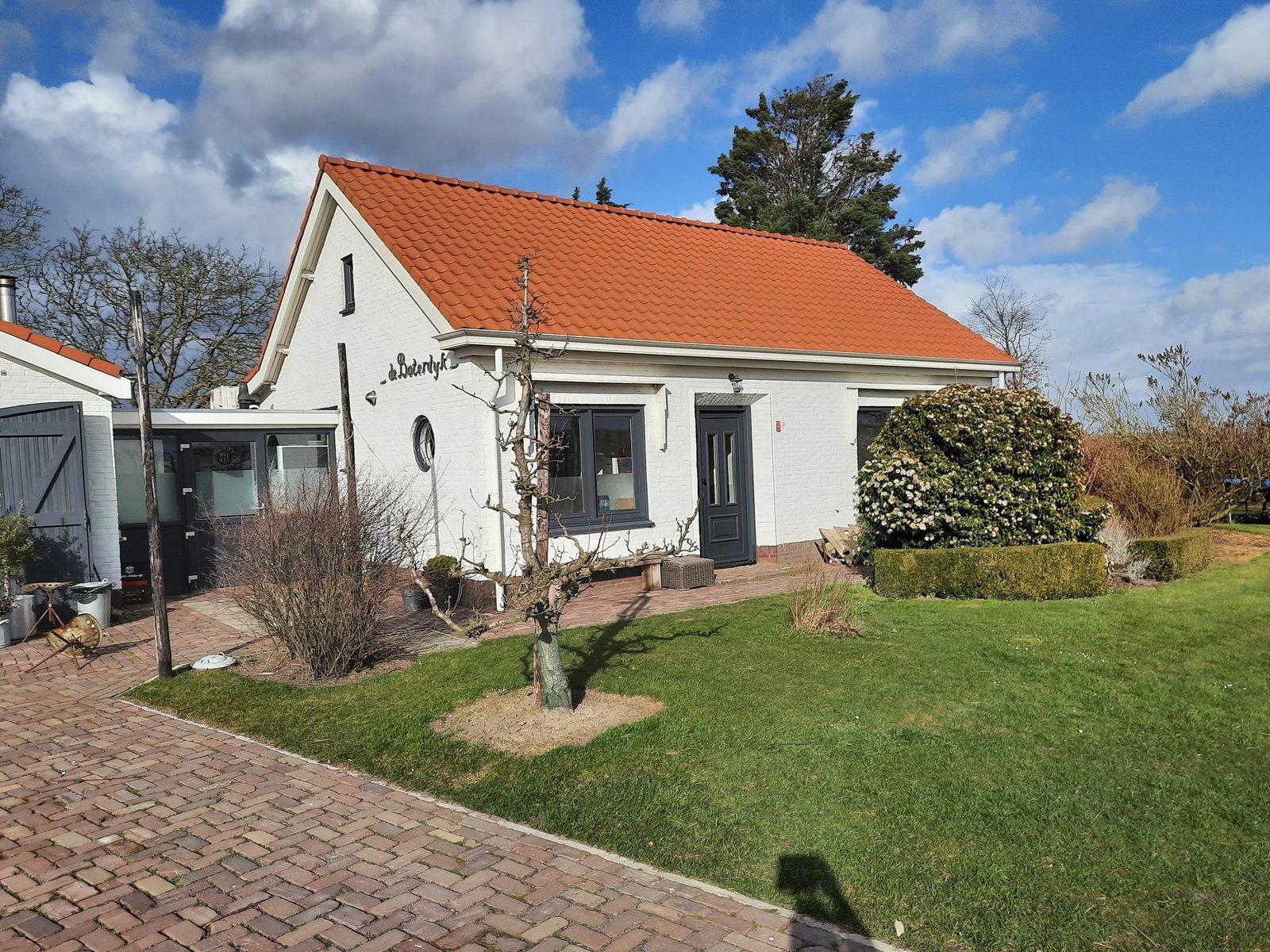VZ1060 Holiday home in the polder of Waarde