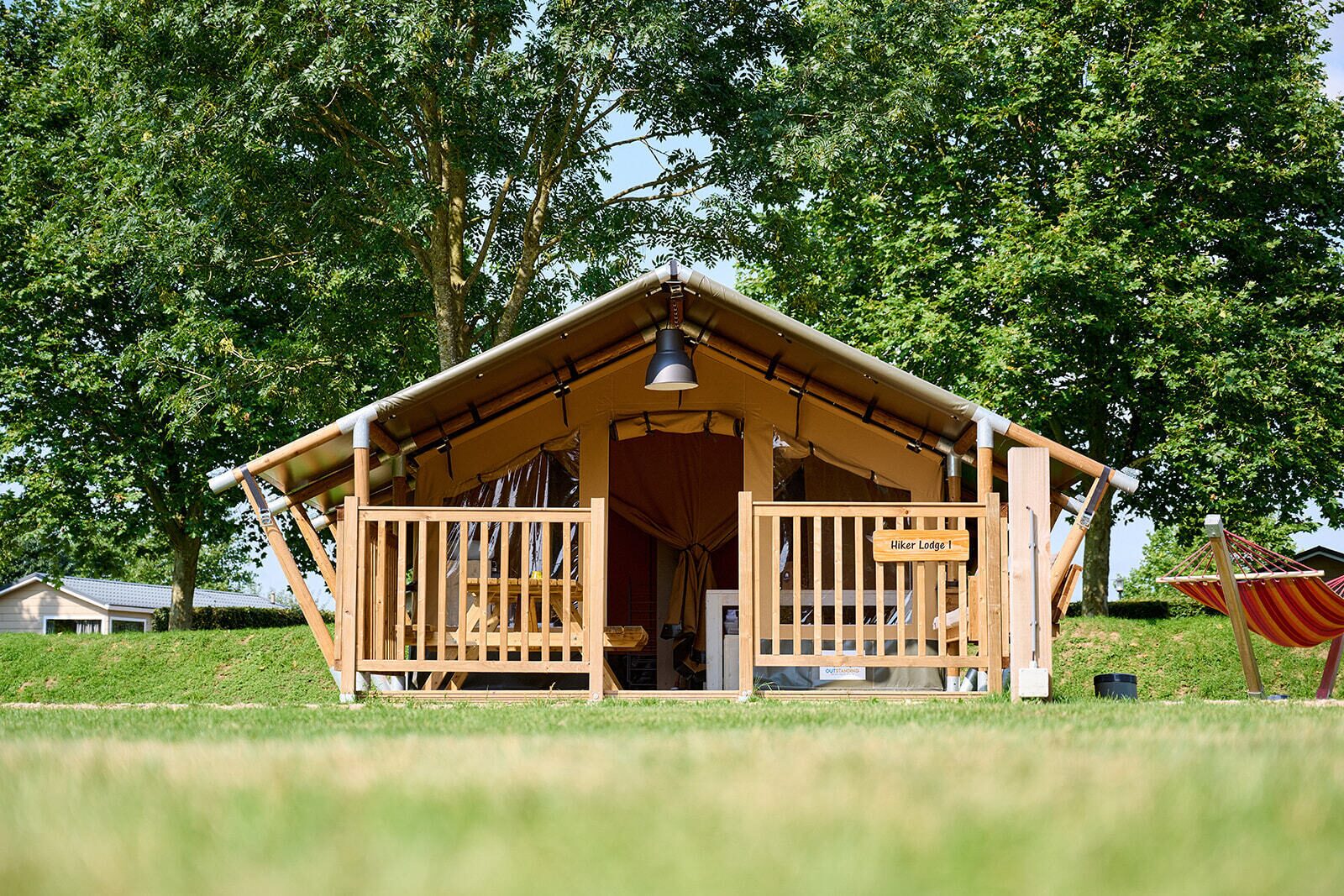 Camping Betuwe | Luxe Compact | 4 pers. 