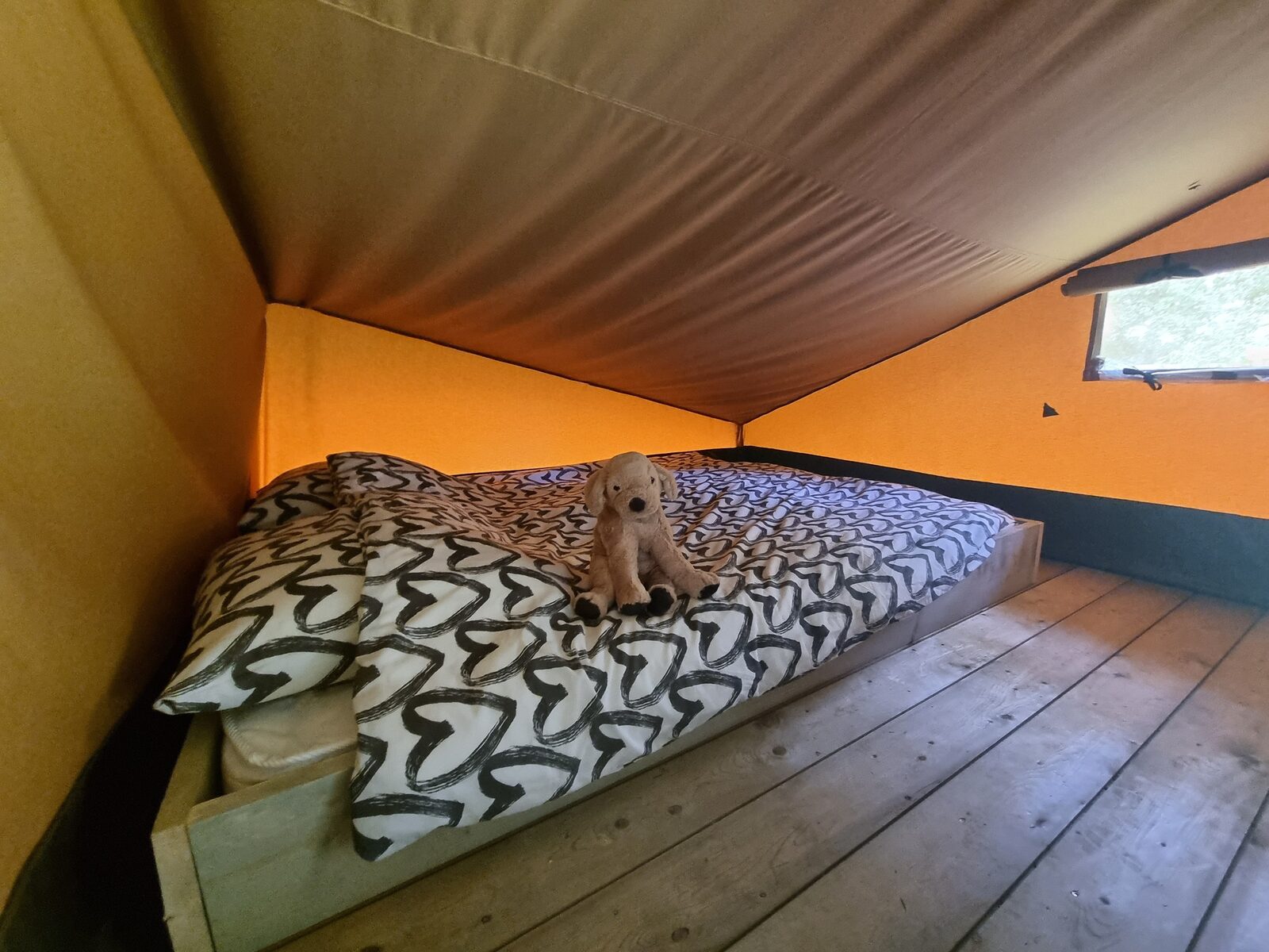 Recreatiepark de Lucht | Villatent Ranger |  6 pers.