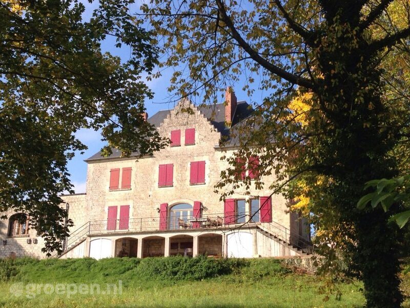 NeuvillesurMargival (Picardië) voor 16 personen