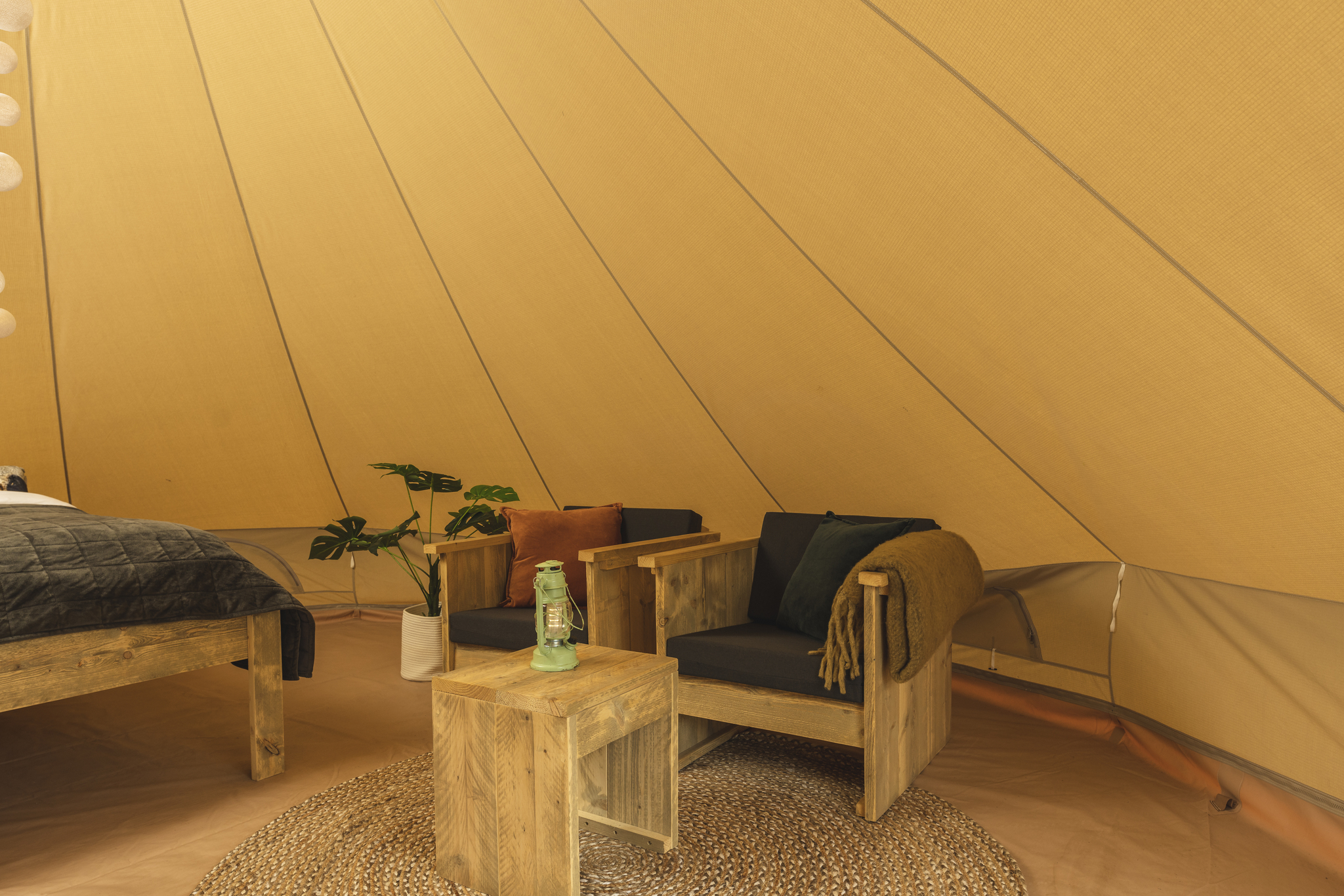 Happy in the meadow tent with private sanitary facilities | 2 pers. - Zuna