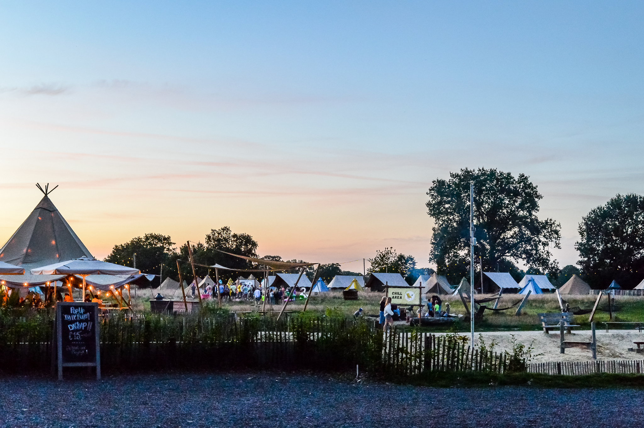 Pop-up glamping: Buurvrouws' Belltentje | 2-4 pers. - Zuna