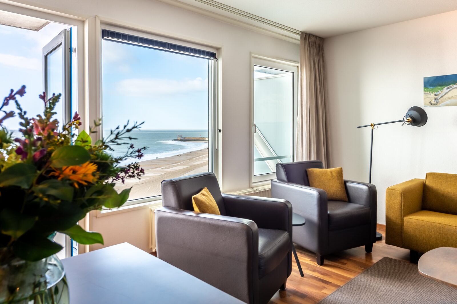 3-room between apartment with ocean view