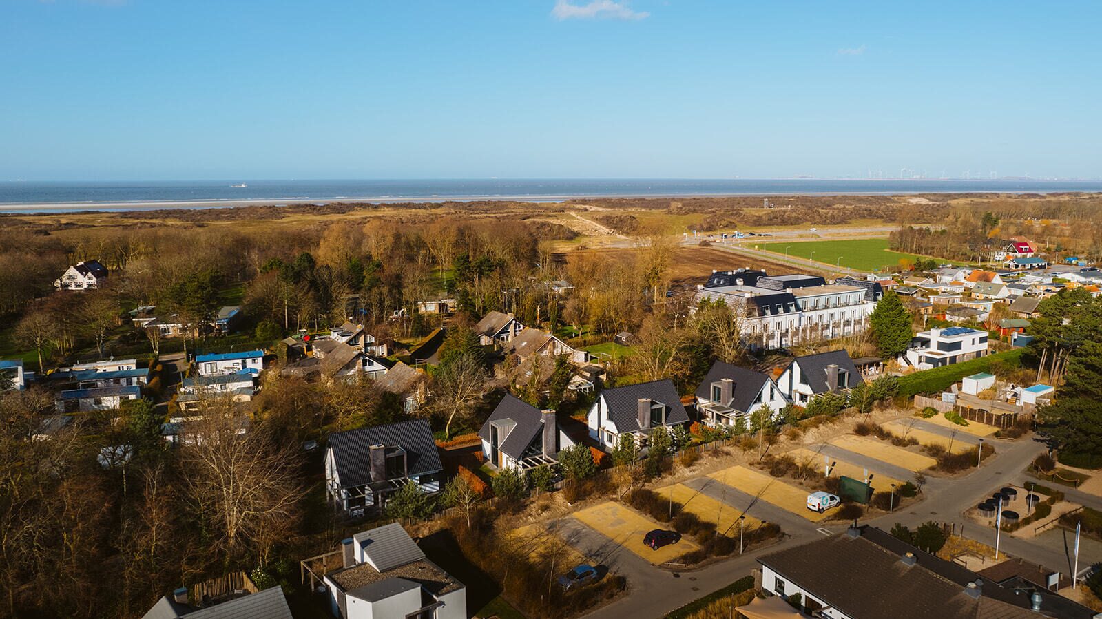 Luxe Villa on Villapark Duinzicht (house 702) - Ouddorp