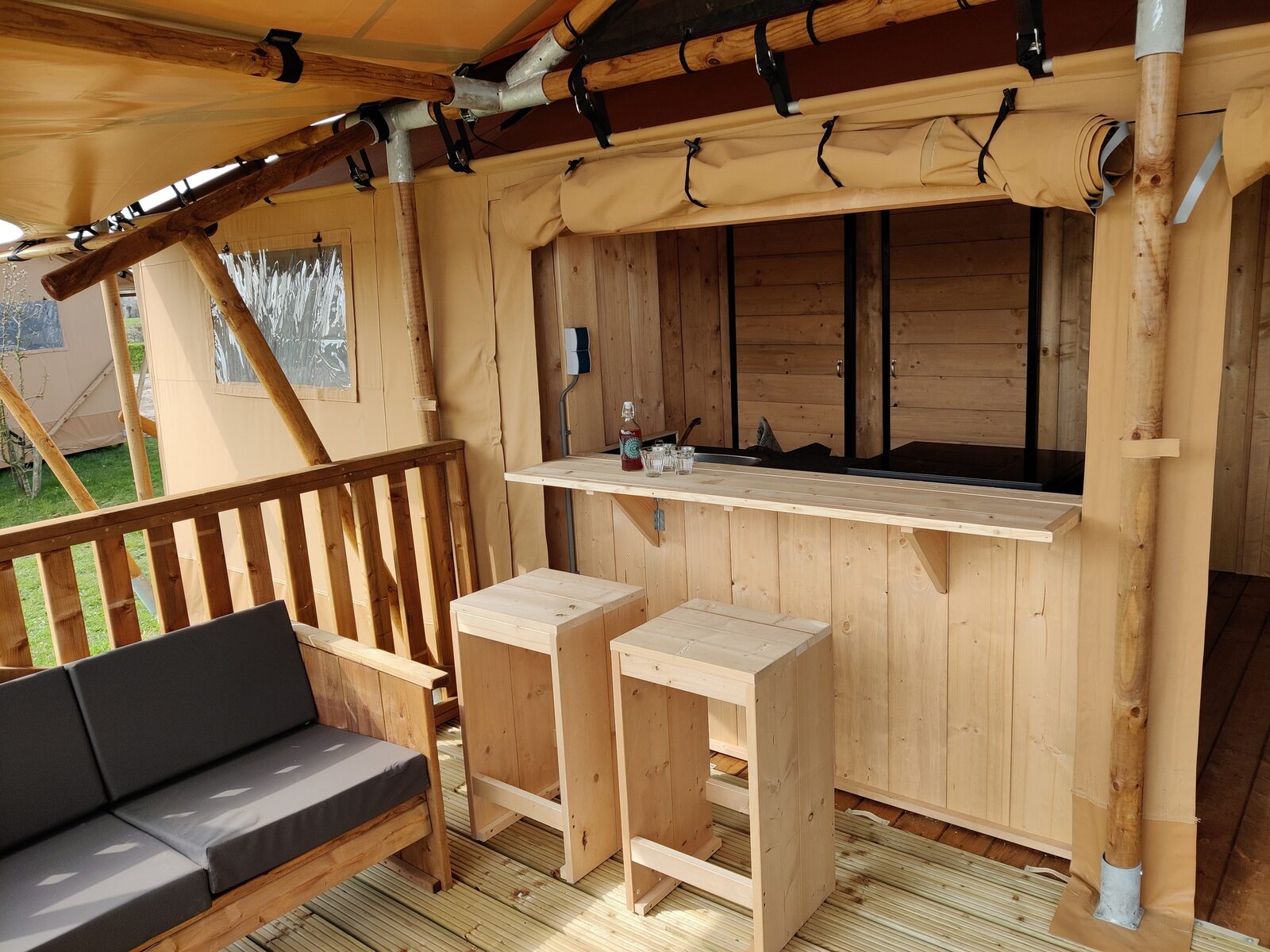 5-persoons glamping tent met airco