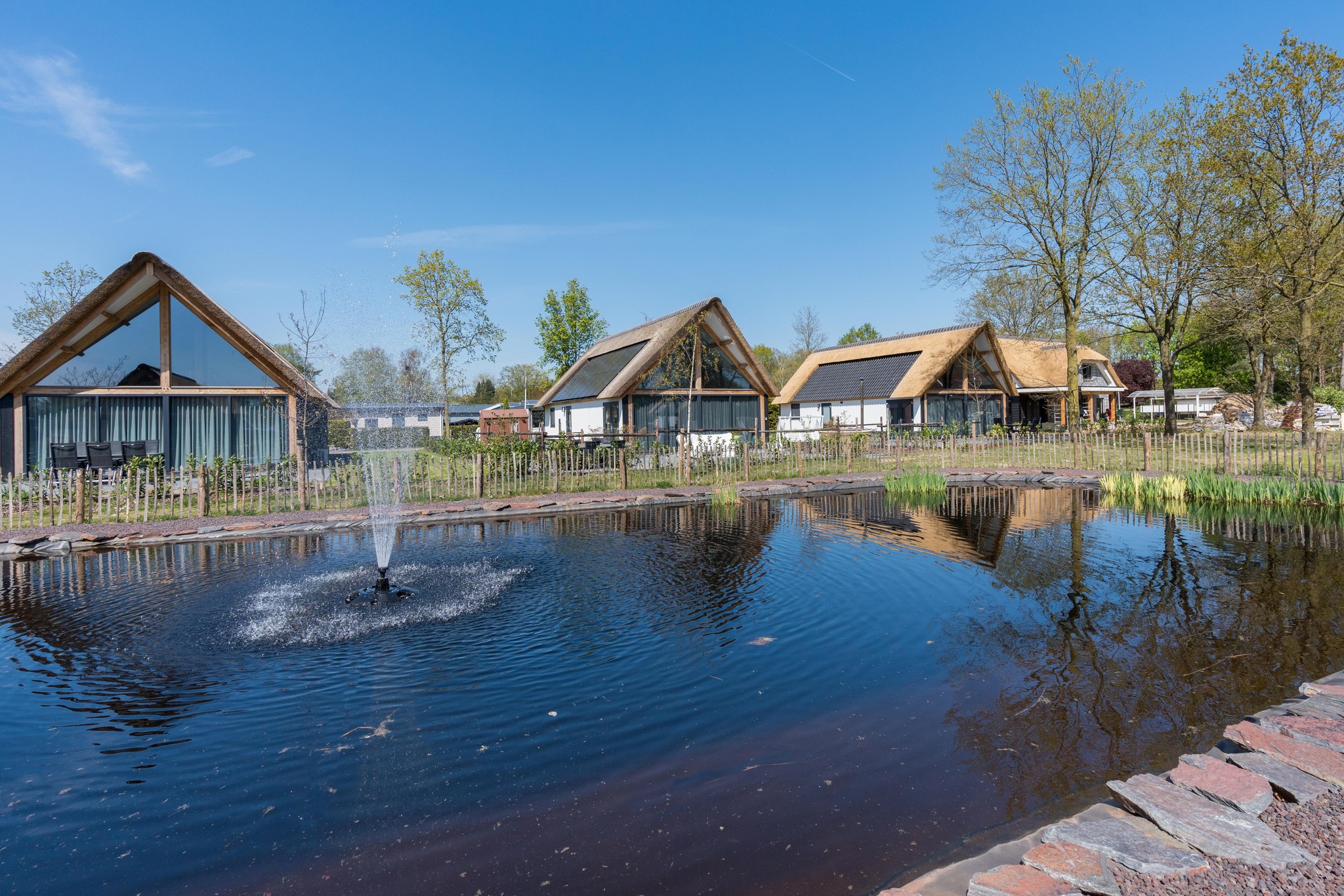farm-lodge-669