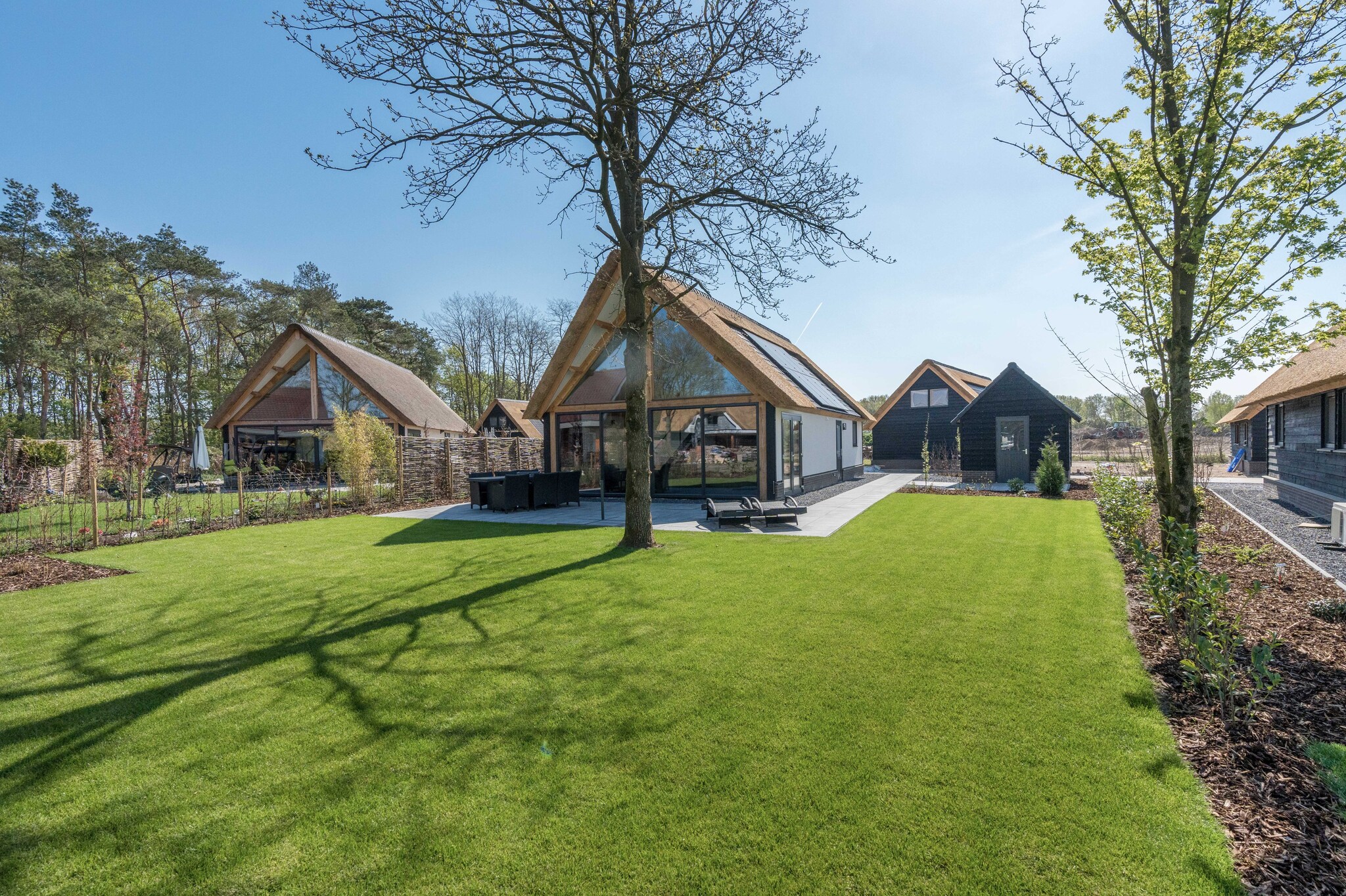 farm-lodge-670