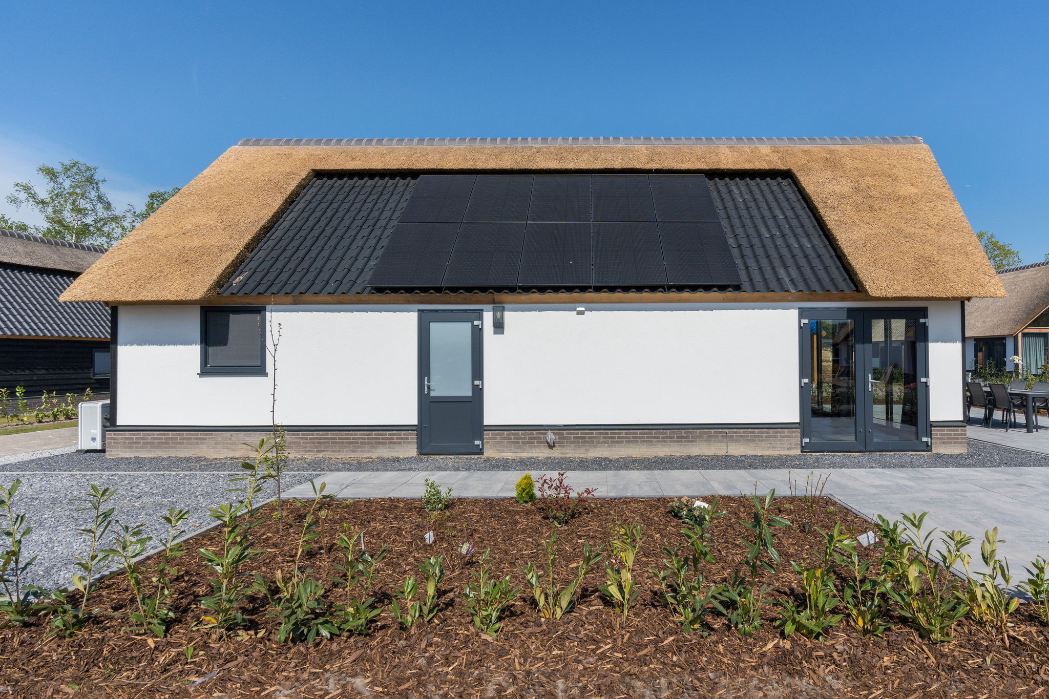 farm-lodge-678