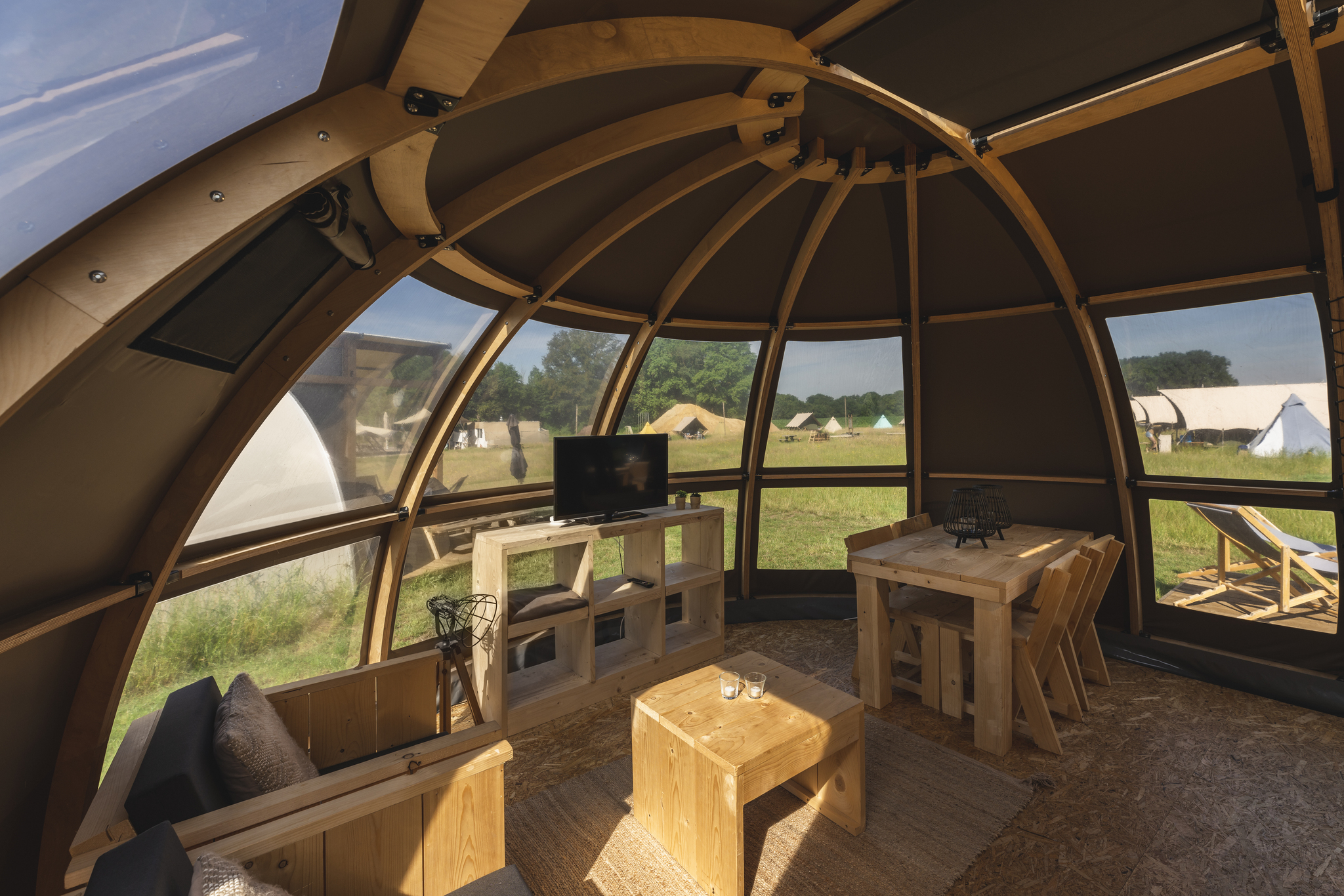 Riverdome with private bathroom and hot - Zuna