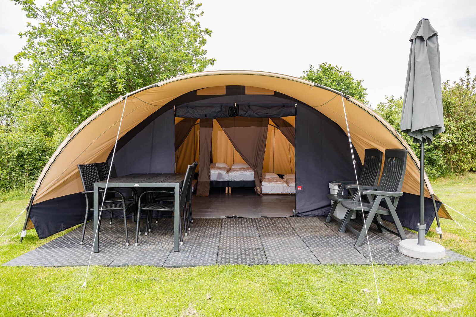 De Waard Tunnel Tent