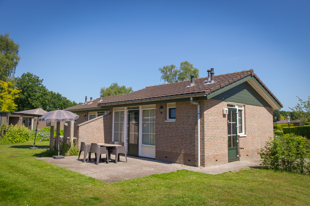 Gemütlicher 2-Personen-Bungalow in der Veluwe mit sonnigem Garten & autofreiem Weg. Ideal für Paare & Hunde.