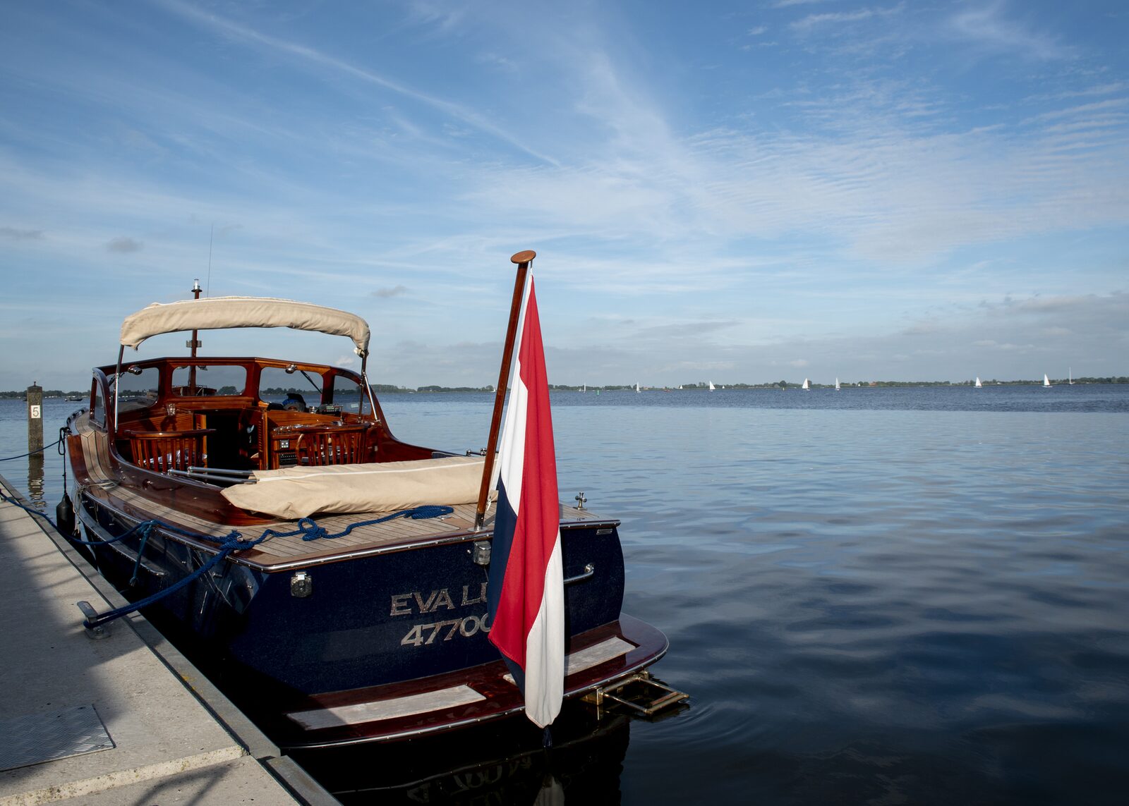 Houseboat mit Dachterrasse und eigenem Bootssteg - Paviljoenwei 4 | Offingawier 