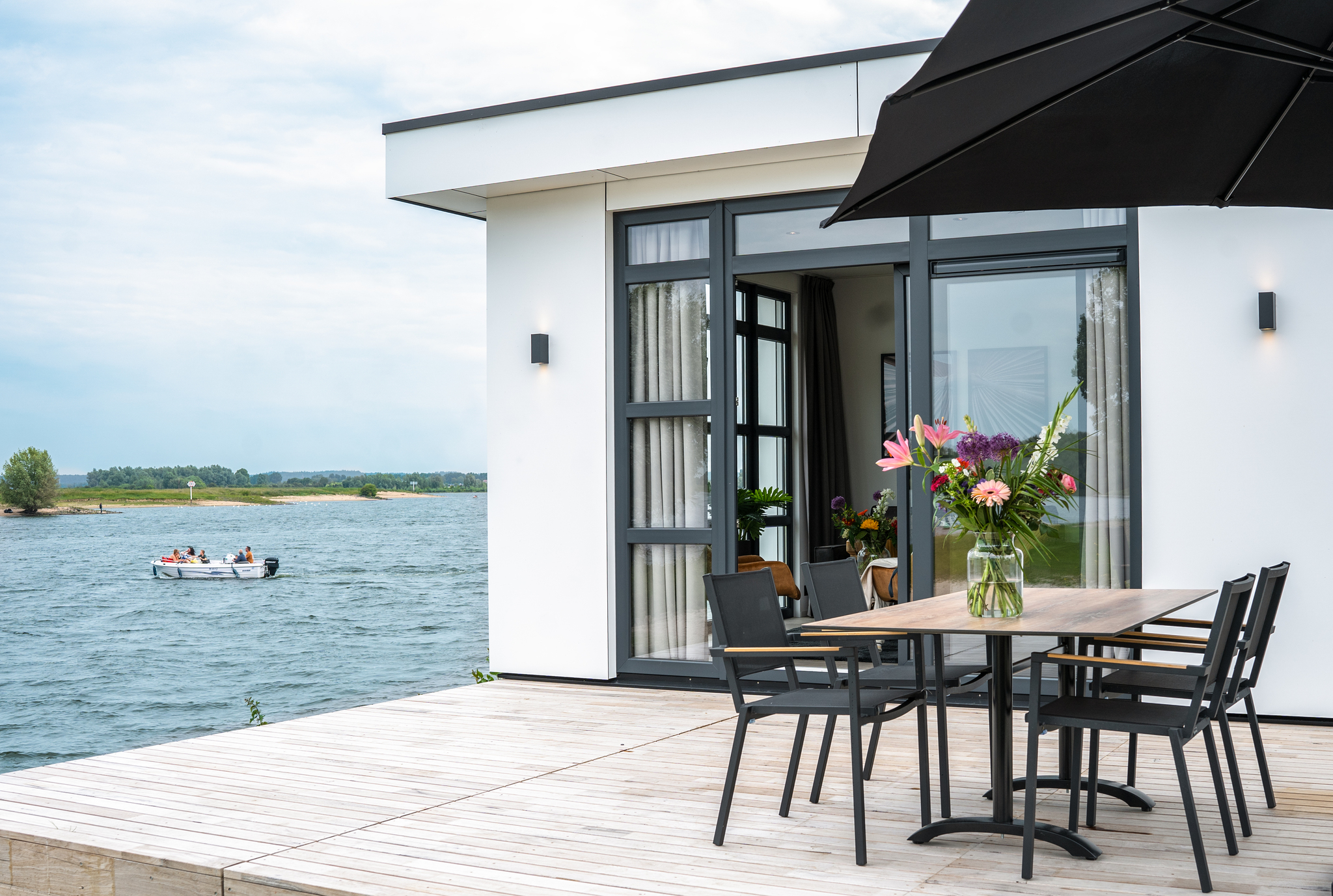 Villa Maritiem - Waterfront | 2 Pers.