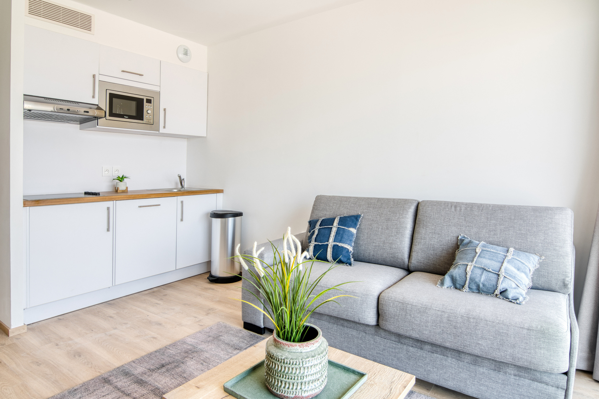 standard-studio-for-2-people-with-sofa-bed