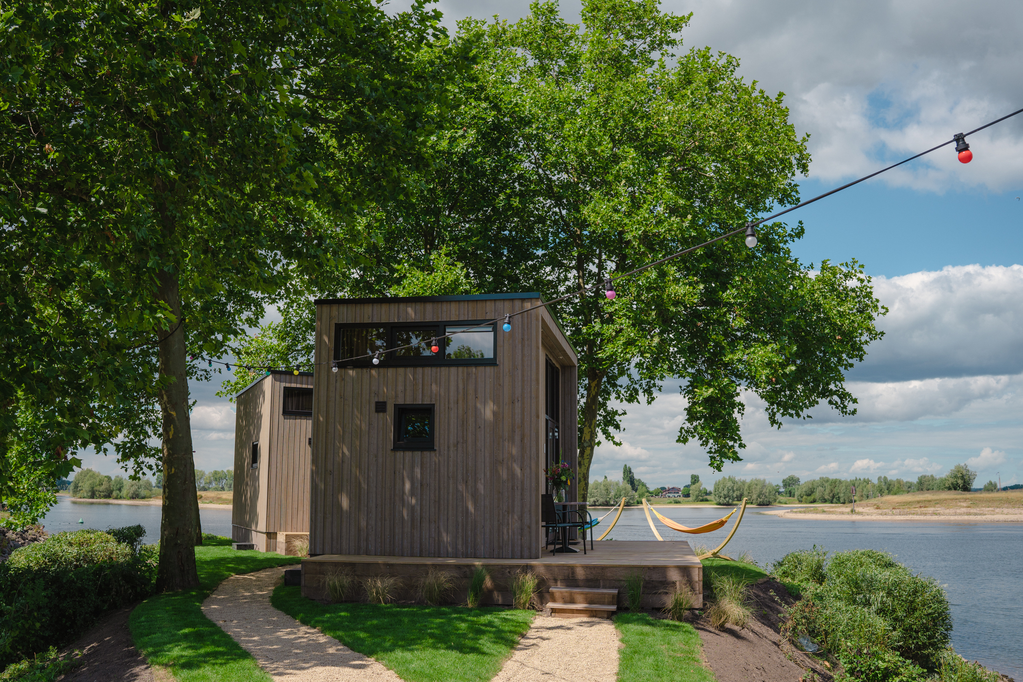 tiny-river-house