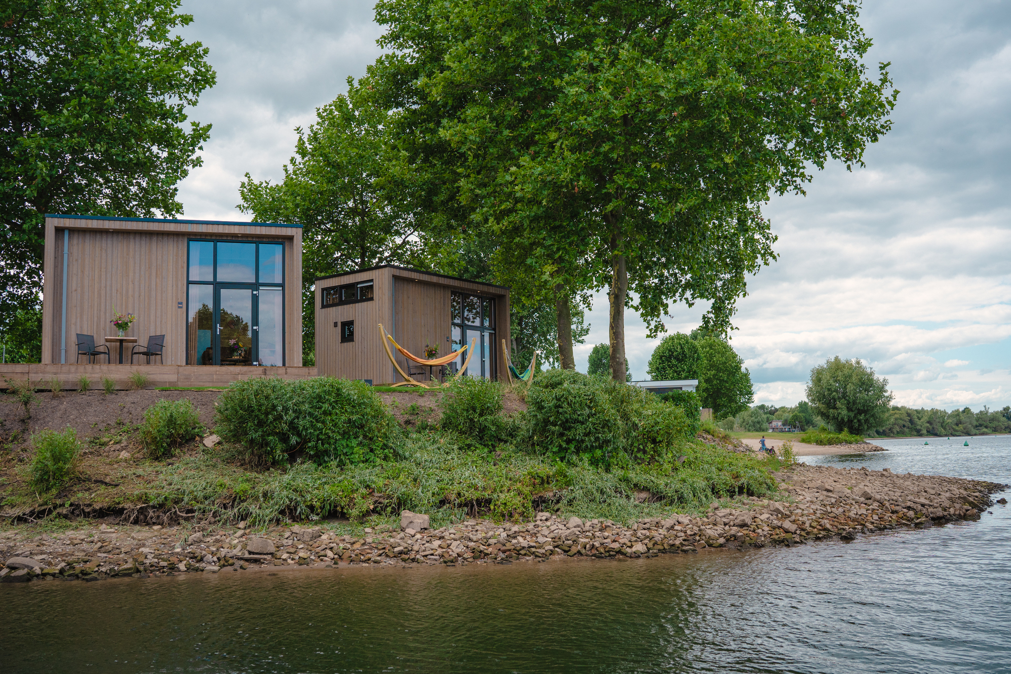 Tiny River House afbeelding