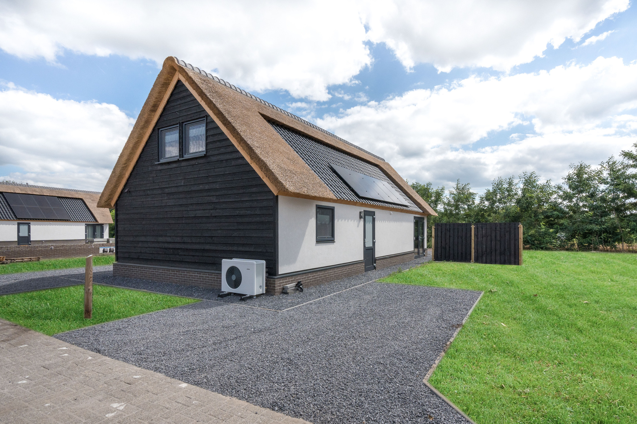 farm-lodge-707