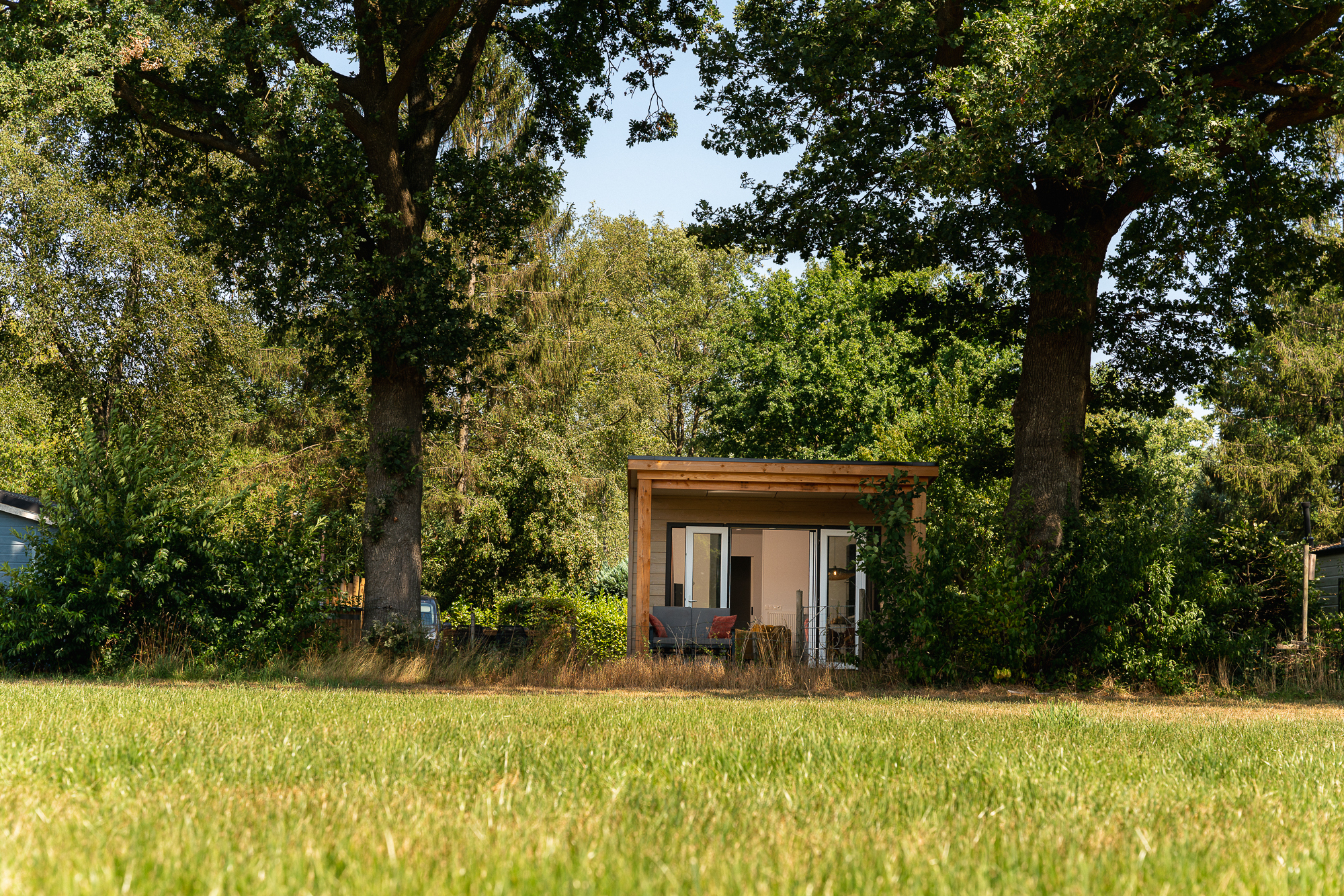 nature-lodge-with-sauna-and-hot-tub-2