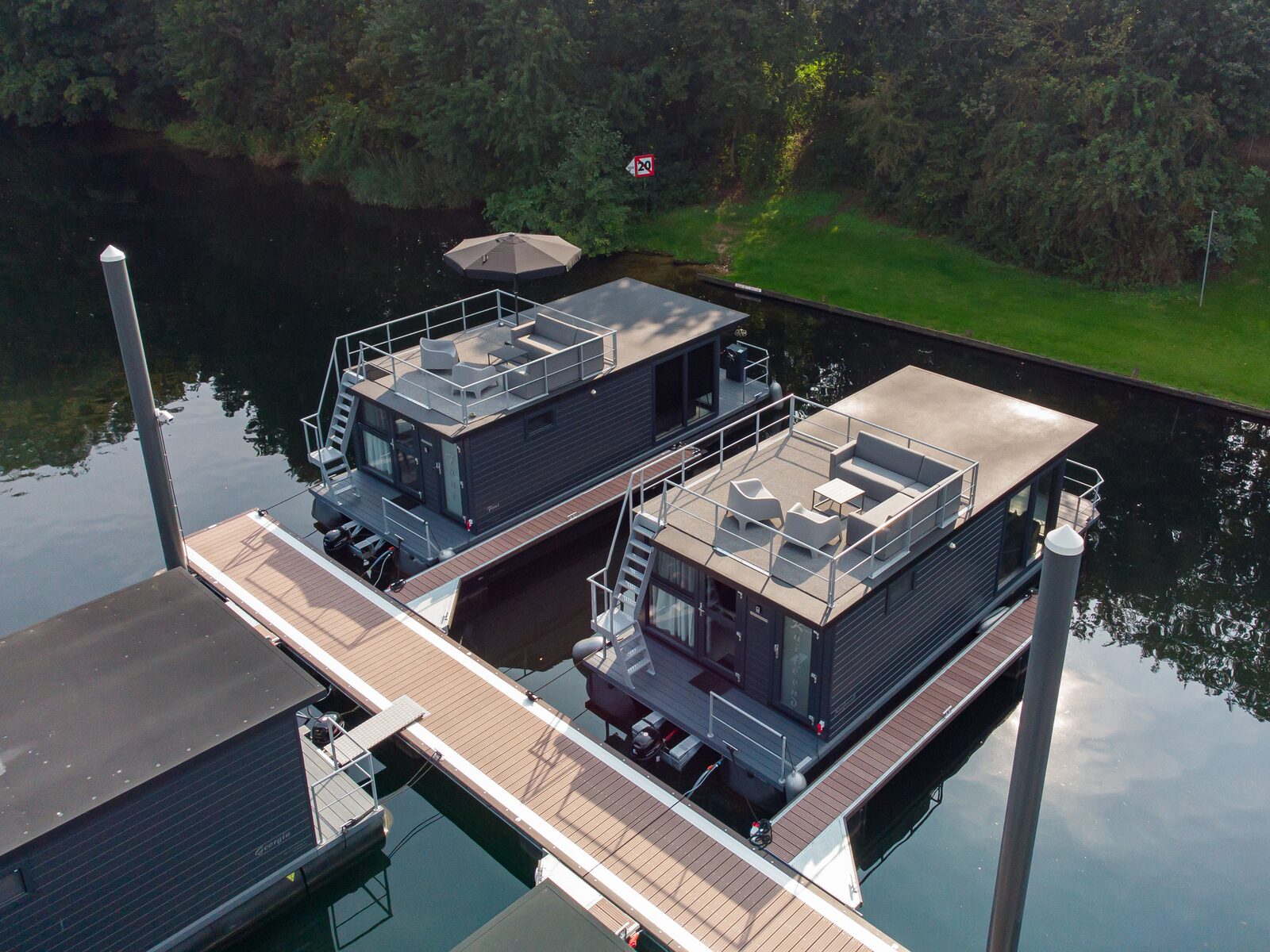 Houseboat with roofterrace - Witteweg 23 | Middelaar 'Marina Mookerplas' 