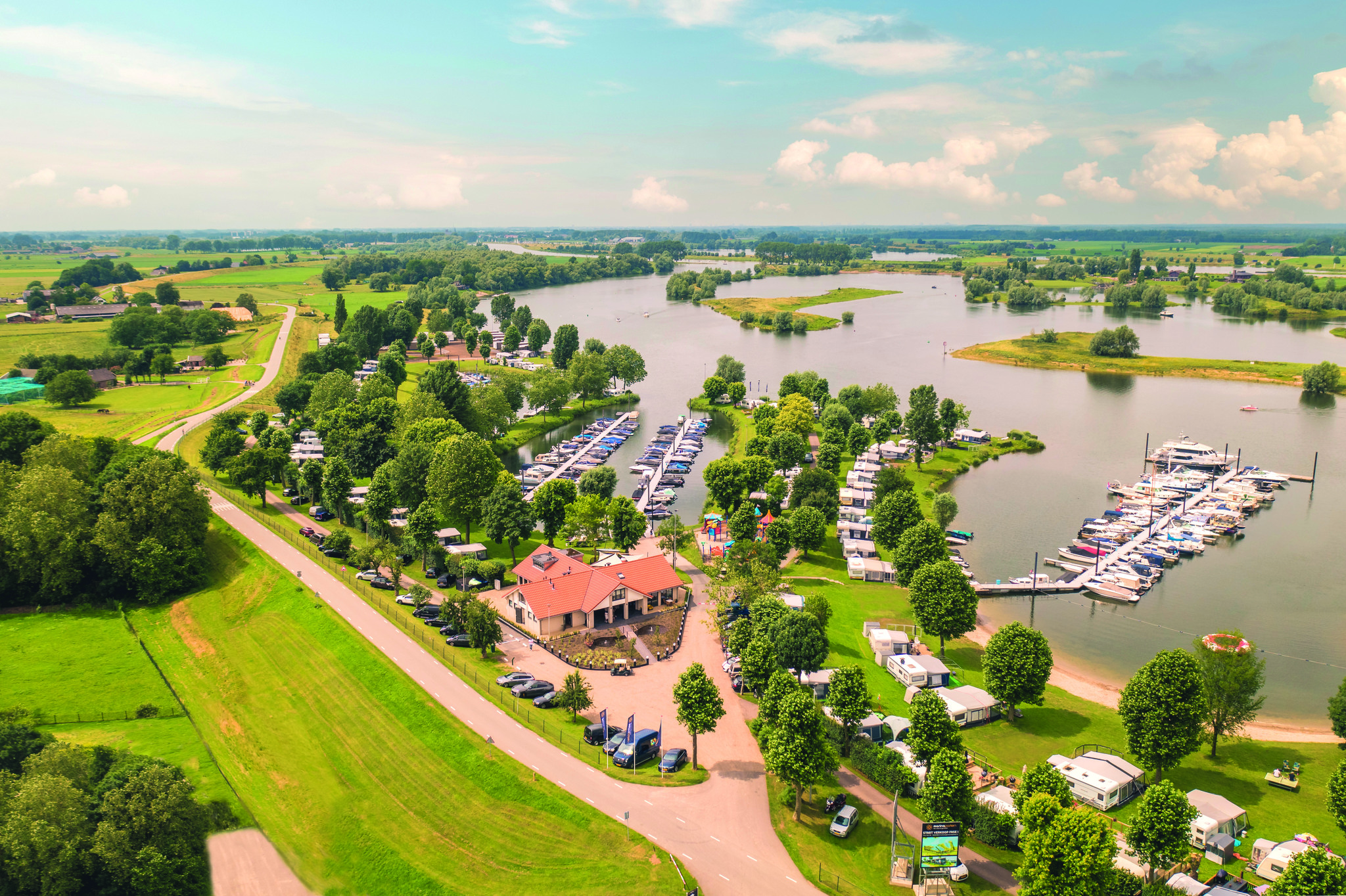 villa-maritiem-waterfront-6-people