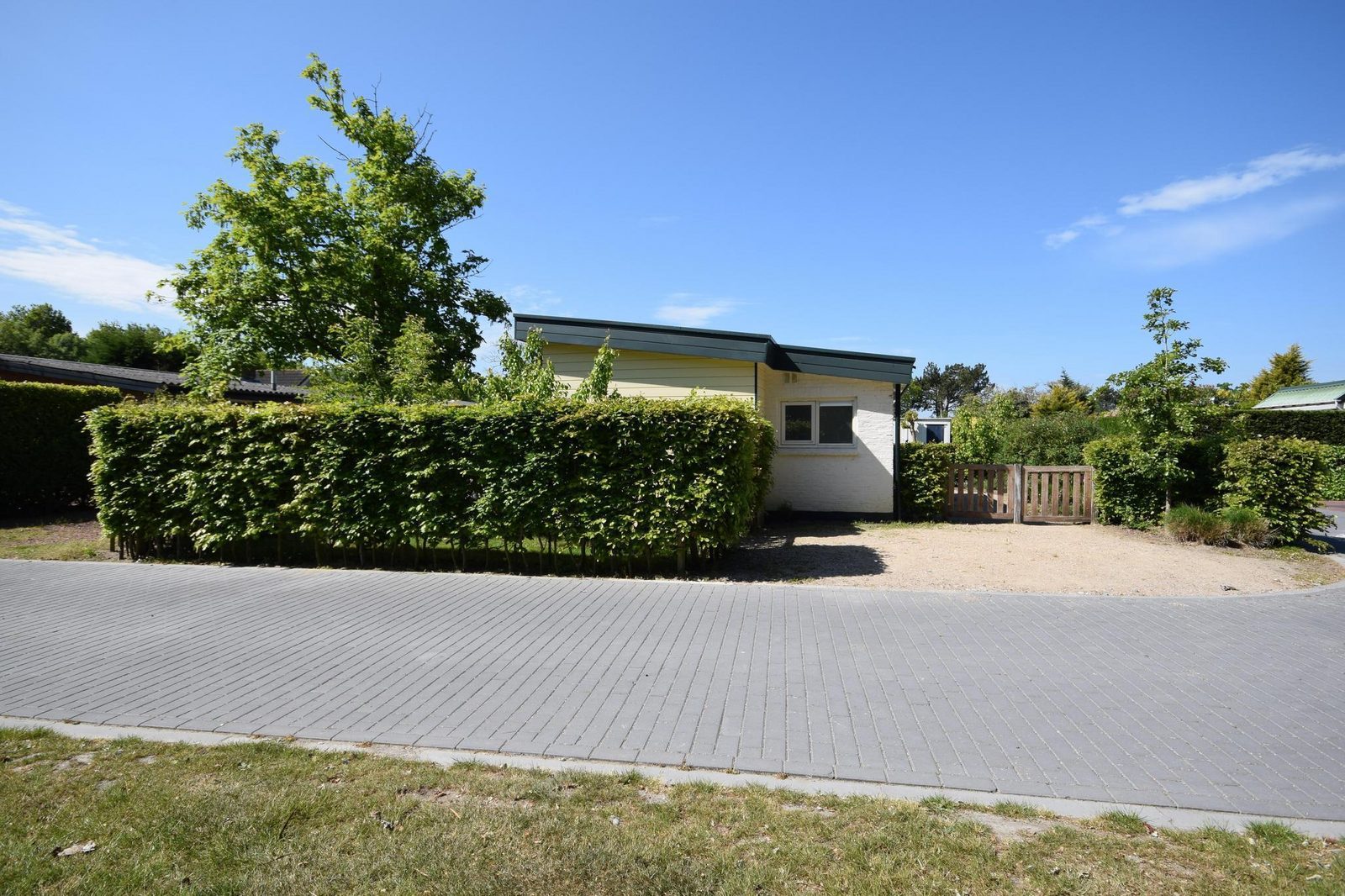 VZ1156 Detached holiday bungalow in Oostkapelle
