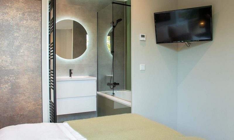 veluwehoeve-4-personen-wellness-hottub