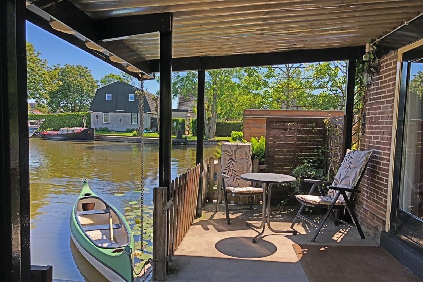 Atelieronwater Zwaan