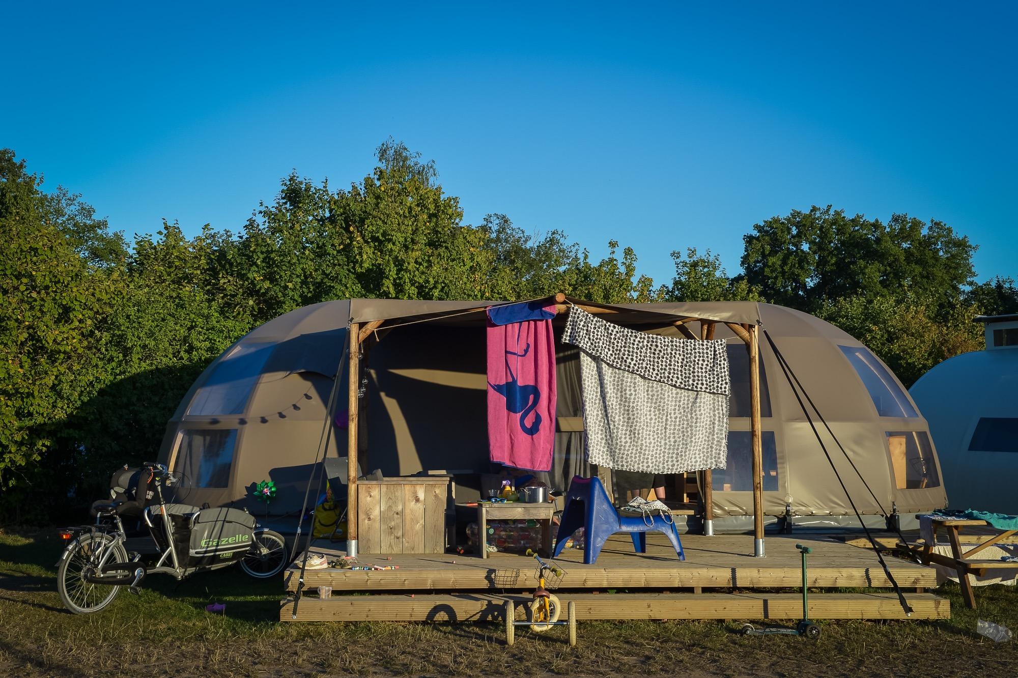 Riverdome with private bathroom and hot - Zuna