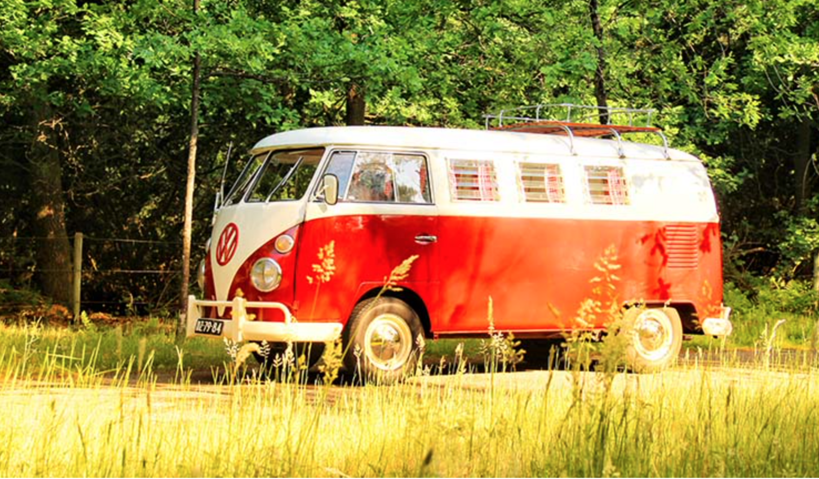 Volkswagen hippie van weekend 2023
