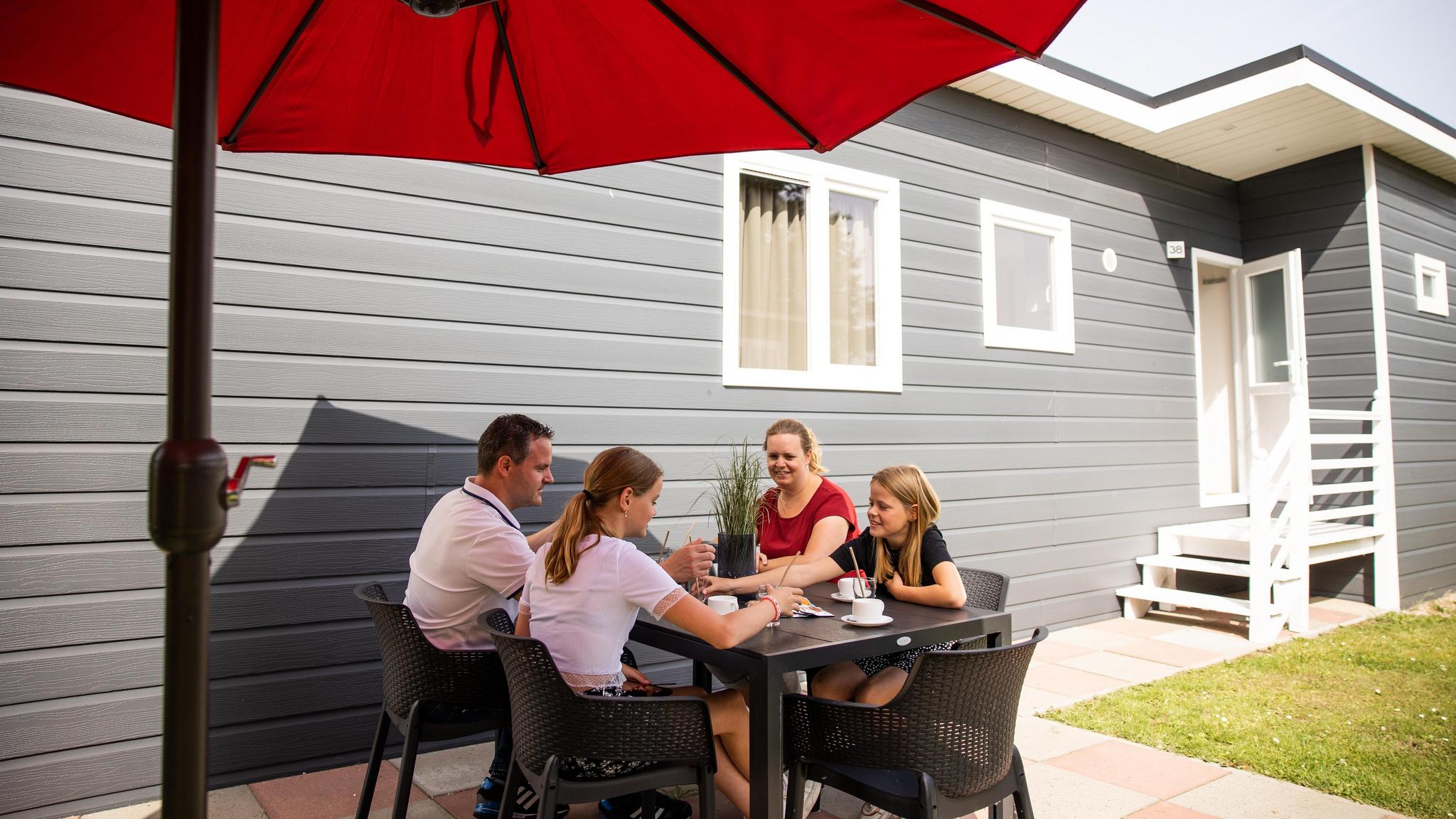 Freistehendes Chalet für 5 Personen, komplett ausgestattet.