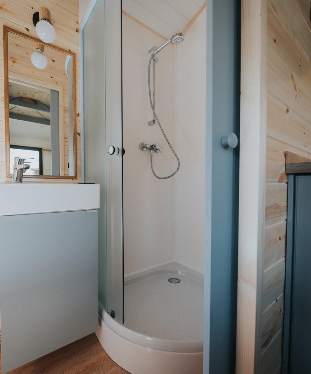 Laidback Cabin Shelter