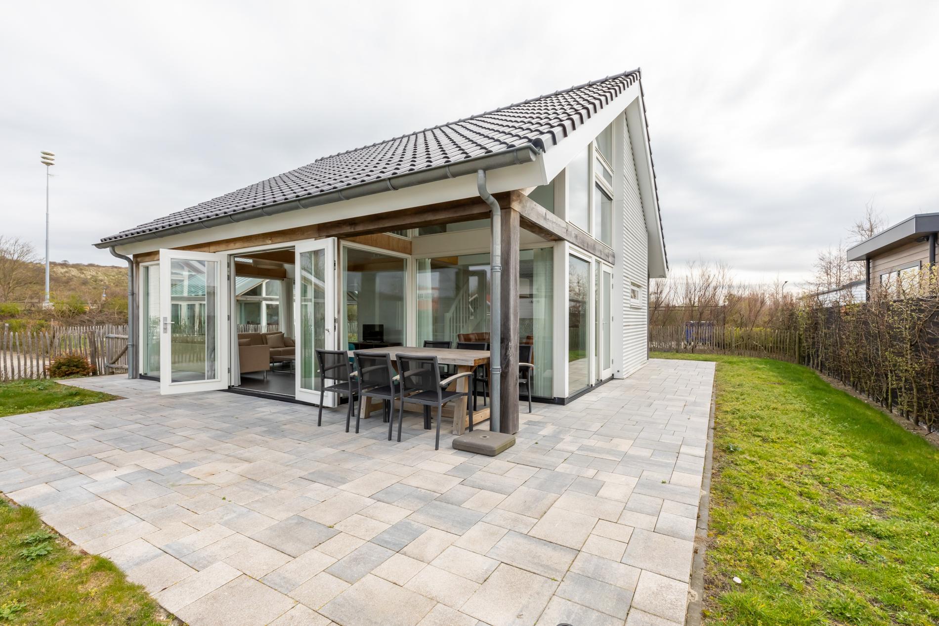 strandvilla-30-scharendijkseweg-renesse