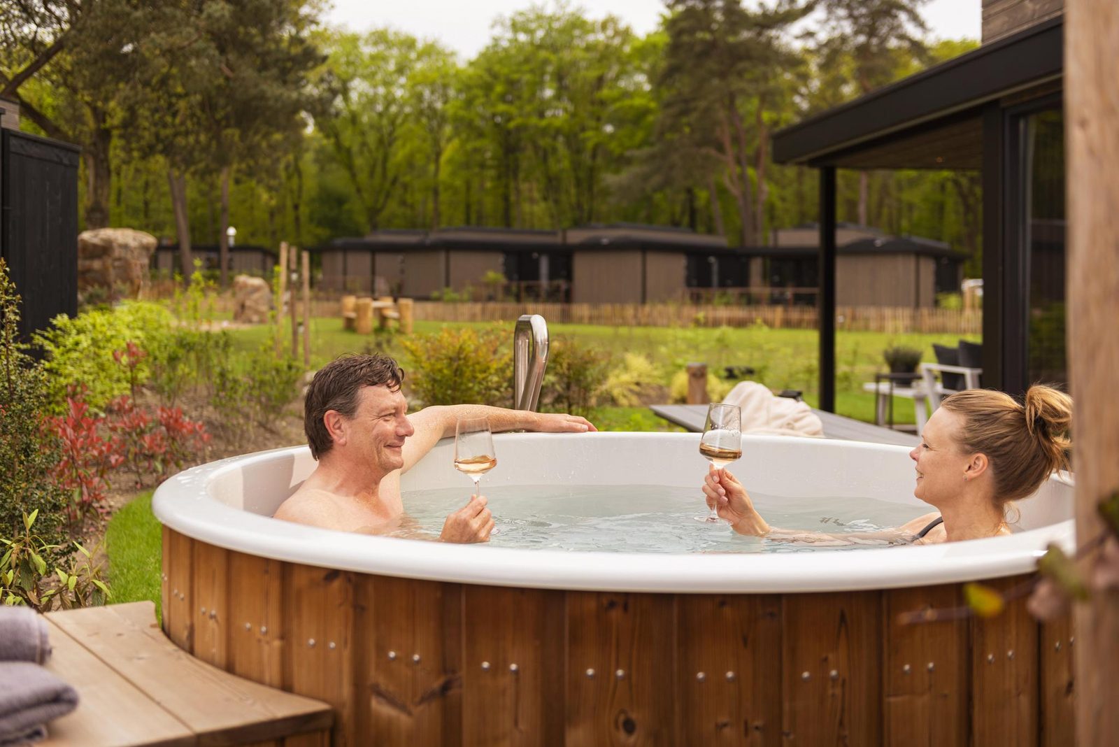 Luxus Lodge, Wellness am Wasser