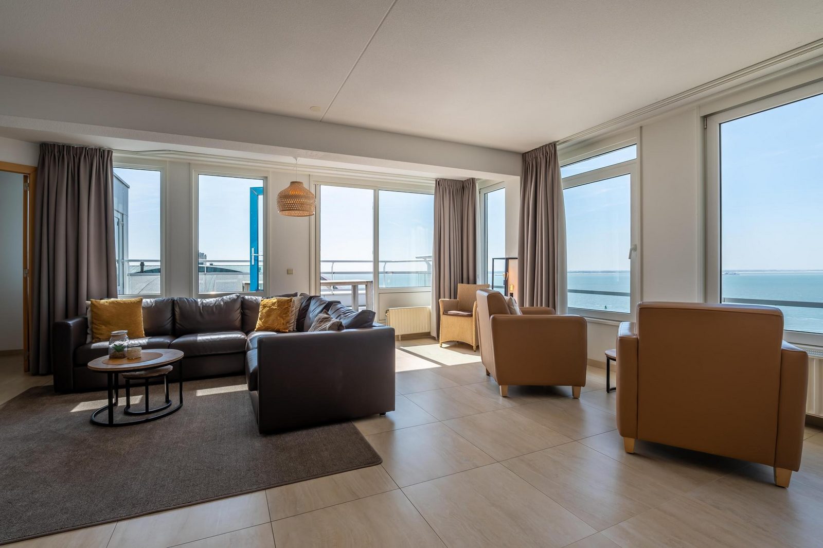 Penthouse 748 with ocean view