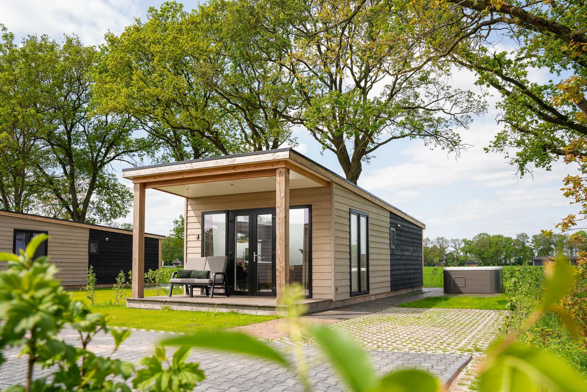 Panorama lodge with jacuzzi | 2 p. - Rijssen