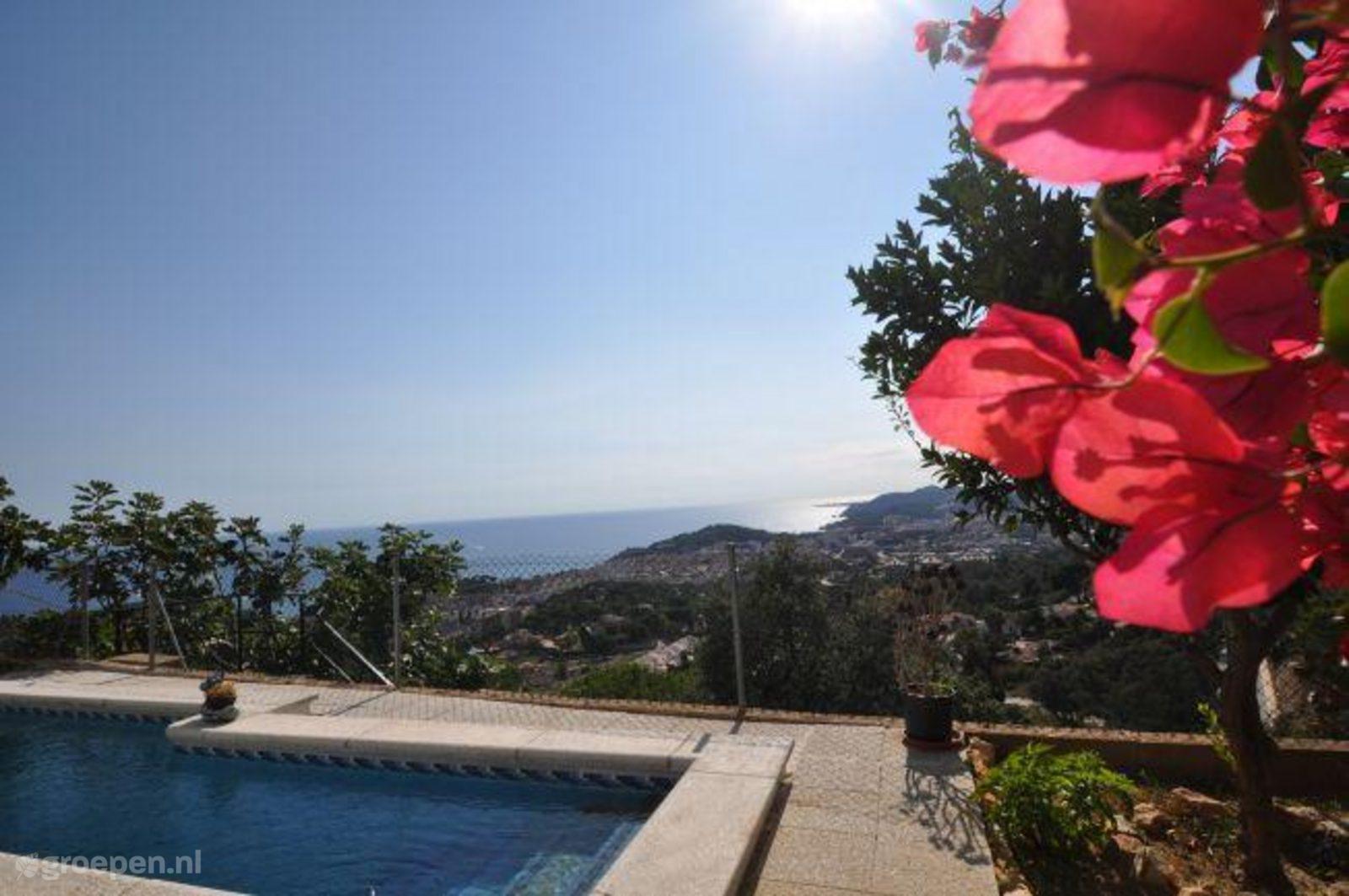 Group accommodation Lloret de Mar