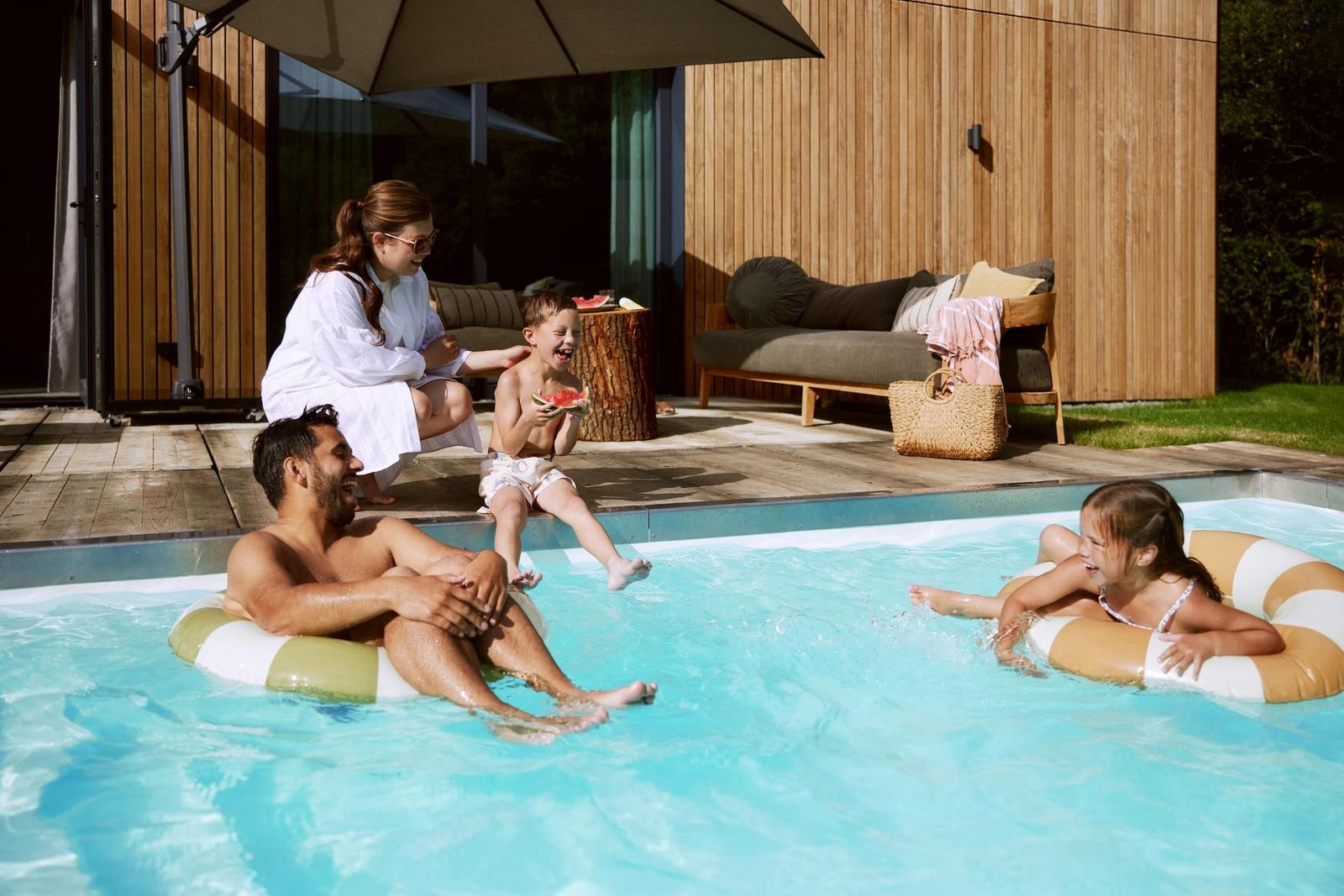 Unbrick One Family  | Infrarot-Sauna und beheizter Pool | 4 Pers. 