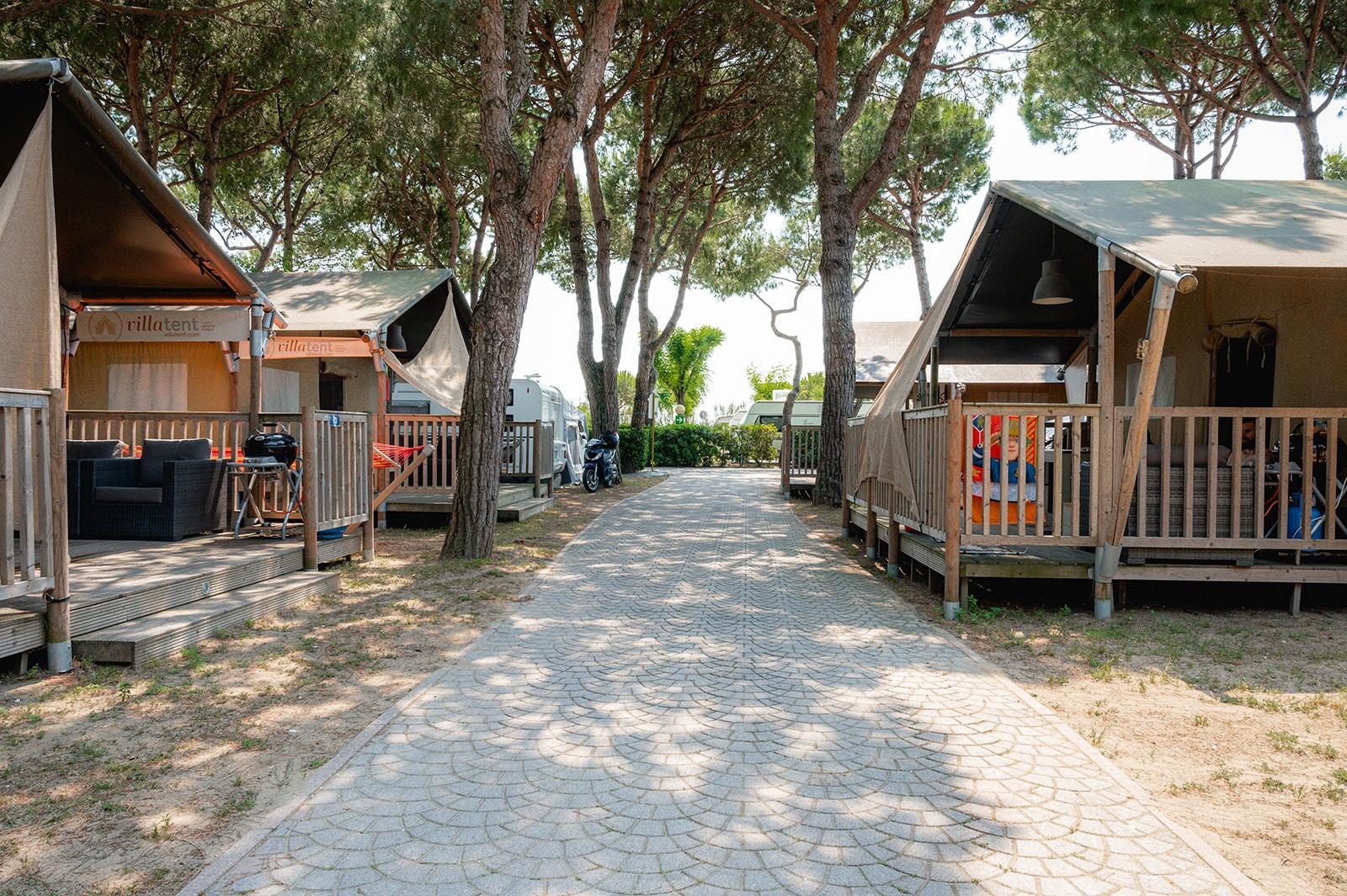 Camping Village Cavallino | Luxe con servizi XL | 4-6 Pers.